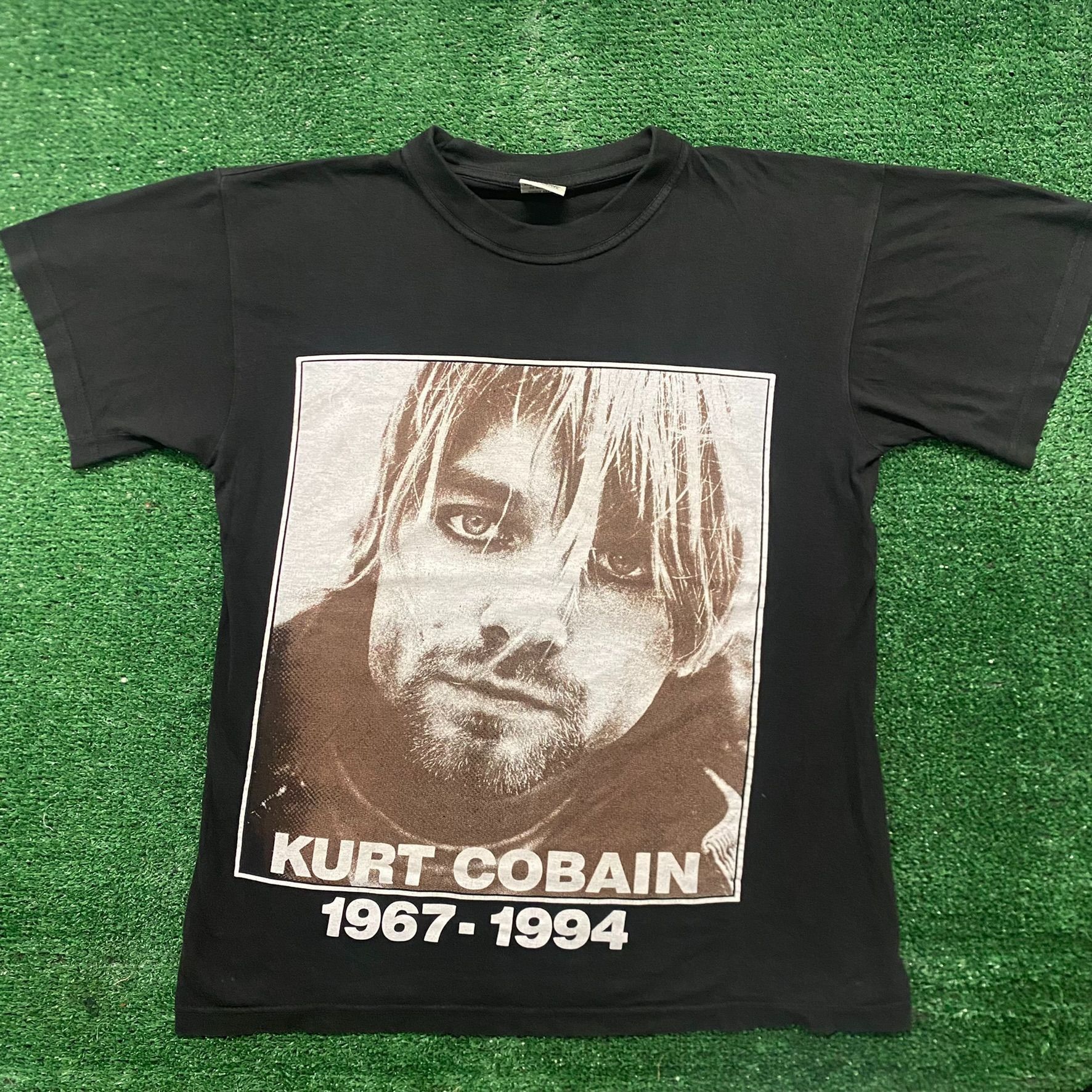 Vintage 90s Nirvana Kurt Cobain Memorial Grunge Band Tee