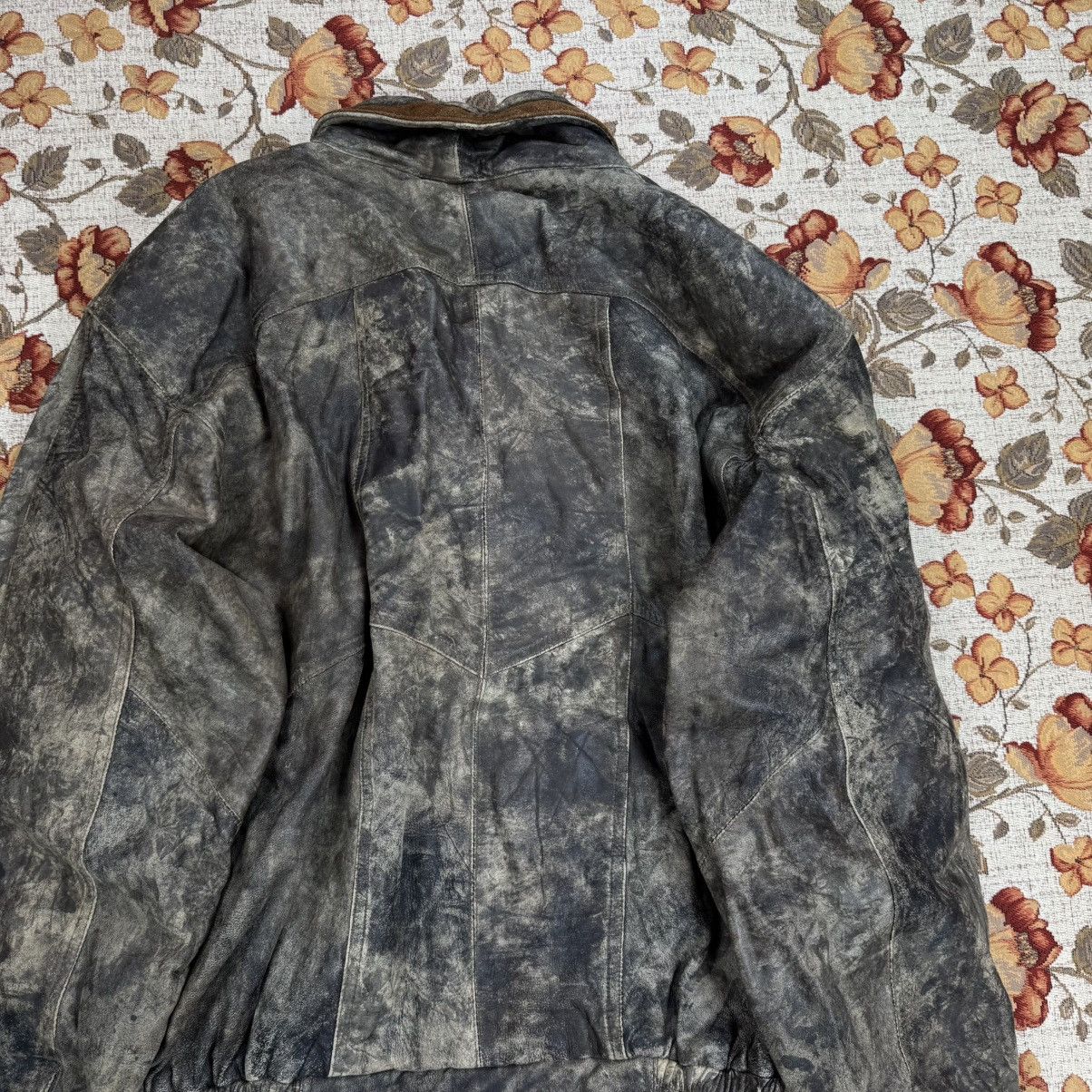 Vintage Vintage Washed Brown Leather Jacket Distressed 90s boxy fit Size US XL / EU 56 / 4 - 15 Thumbnail