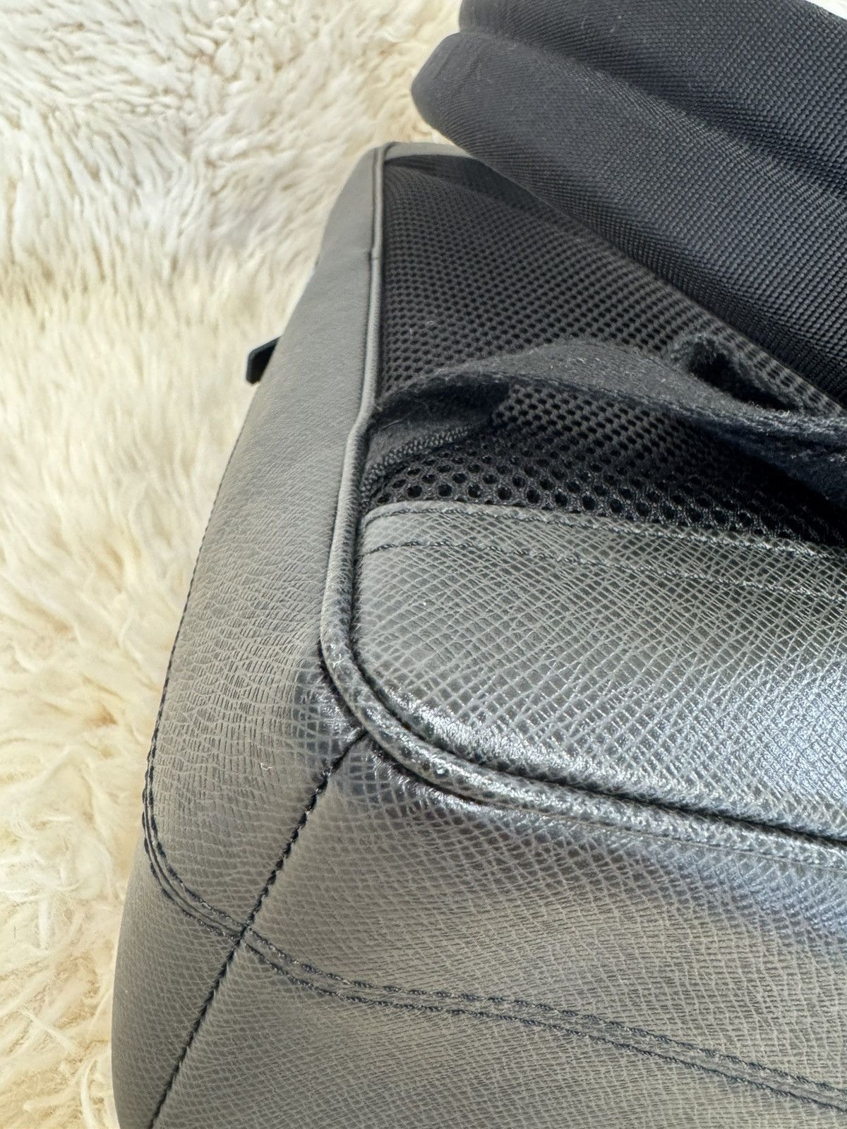 Louis Vuitton Louis Vuitton Taiga Grigori Gray Backpack Ardoise Leather Size ONE SIZE - 11 Thumbnail