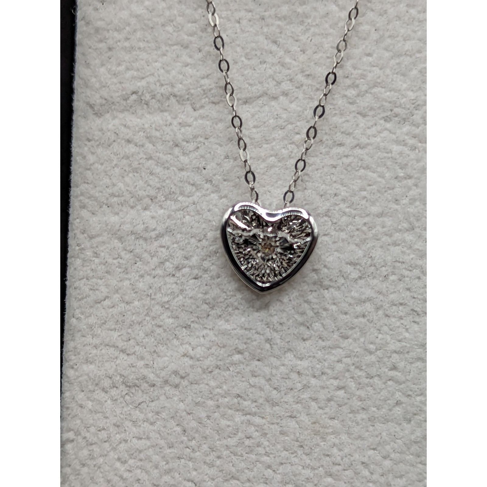 Other Heartbeat: Solid 18k White Gold Diamond Pendant Necklace Size ONE SIZE - 5 Thumbnail