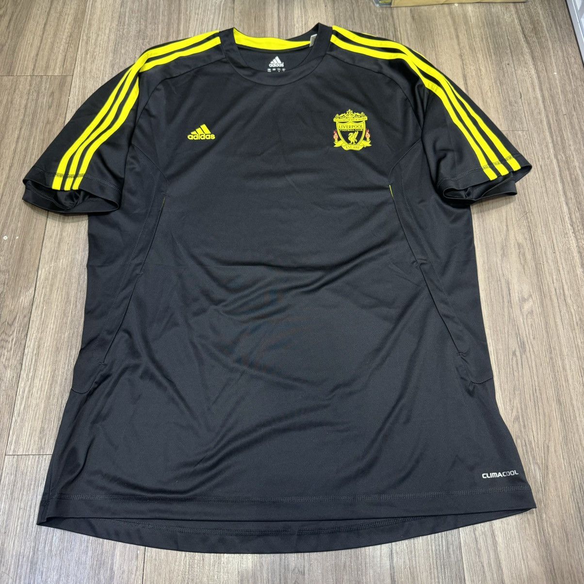 Adidas Liverpool 10/11 training shirt Size US XL / EU 56 / 4 - 1 Thumbnail