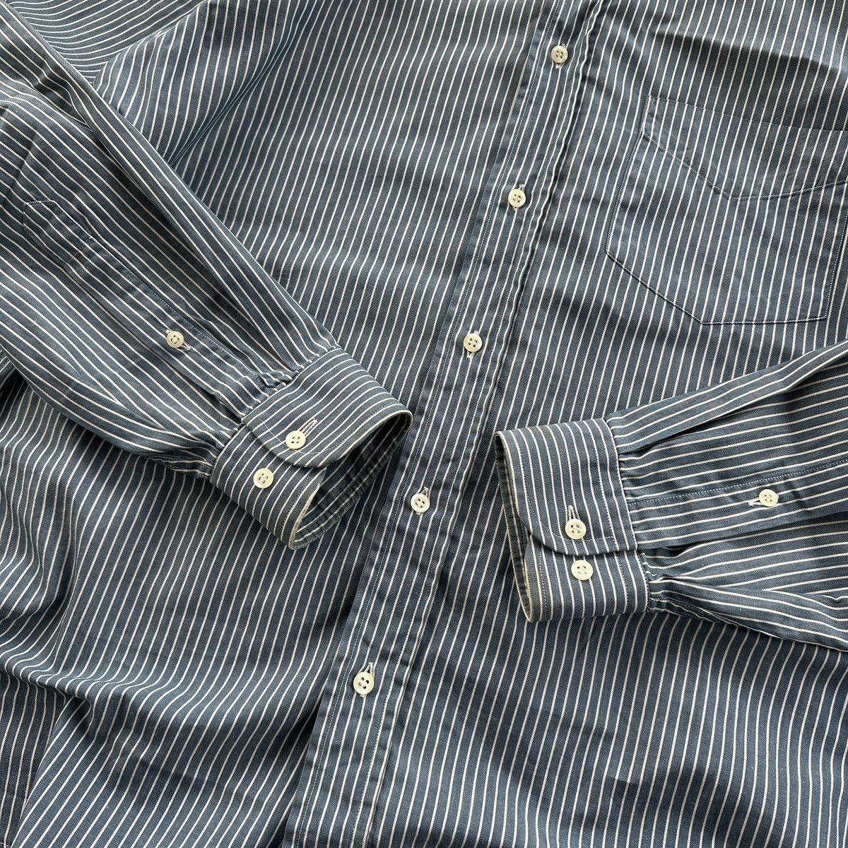 Fendi Vintage Fendi Style Oxford Stripped Shirt Buttom-Up Blue L Size US L / EU 52-54 / 3 - 7 Thumbnail