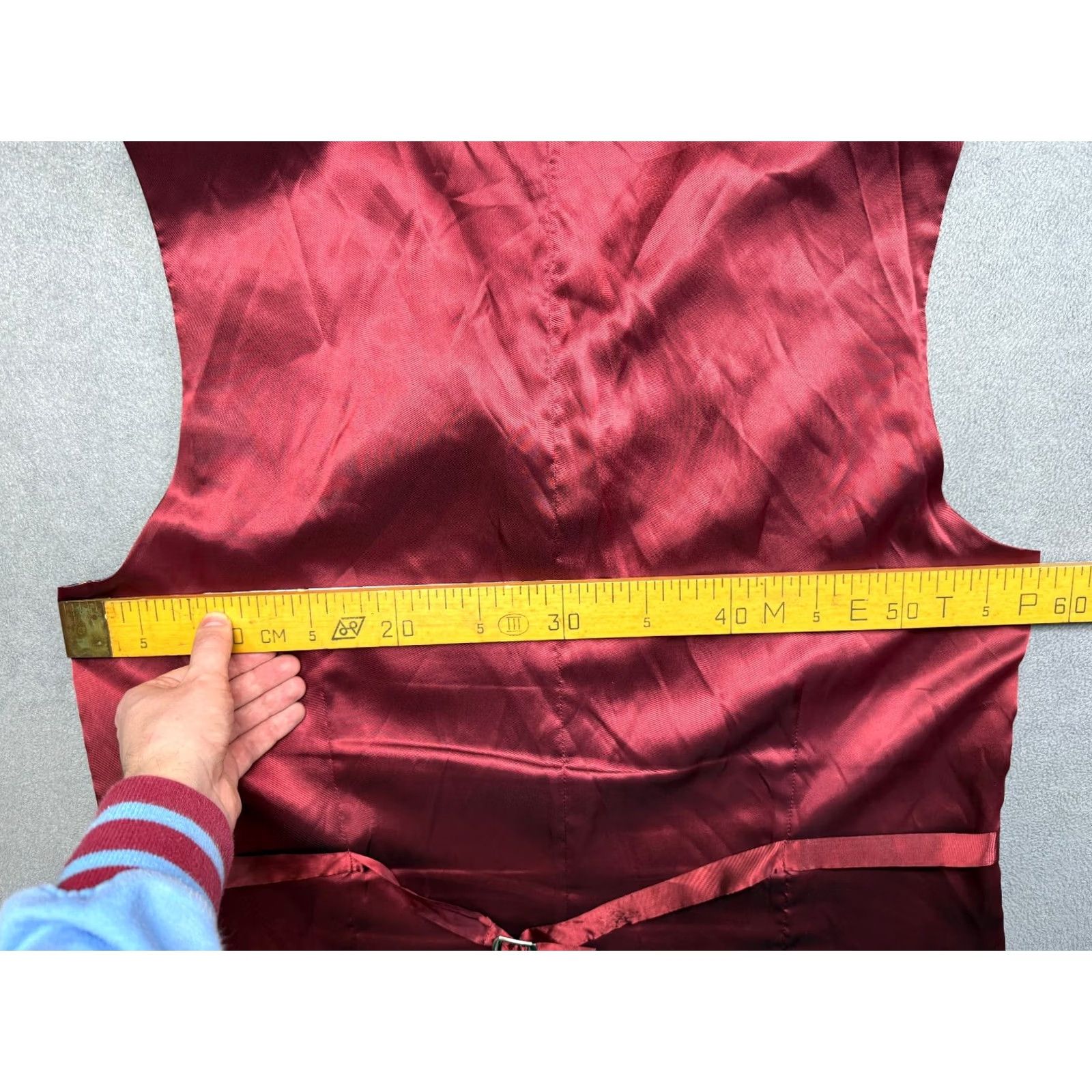Vintage Paul Costelloe Wool Vest Waistcoat Mens 46 Red Horseshoe 3 Piece Suit Vest Wool Vest Mens Red 46 US Feat: Dry Clean Only Size US S / EU 44-46 / 1 - 2 Thumbnail