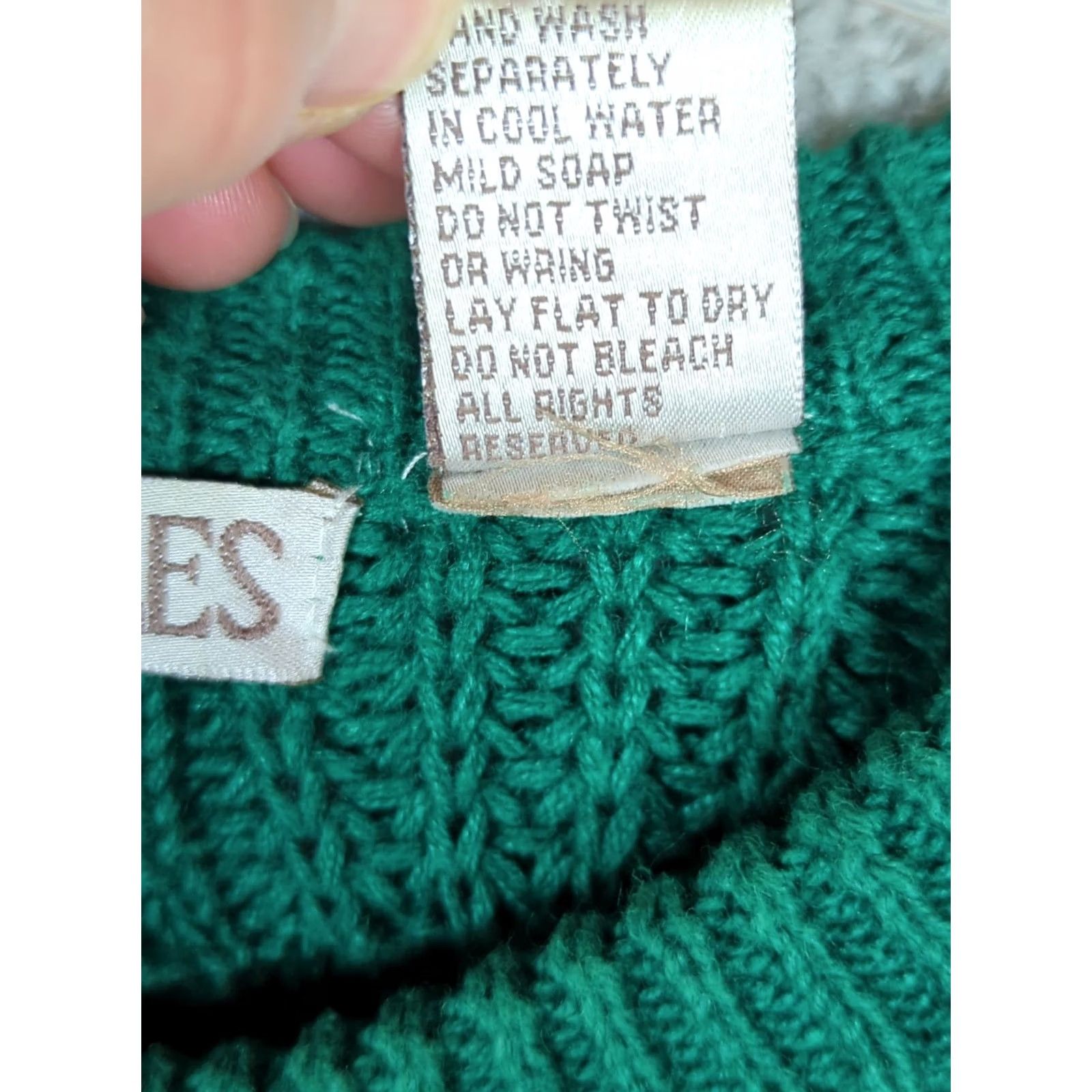 Vintage VINTAGE Northern Isles Sweater Mens M Geometric Knit Crew Neck Green Pullover Regular Fit All Seasons Size US M / EU 48-50 / 2 - 4 Thumbnail