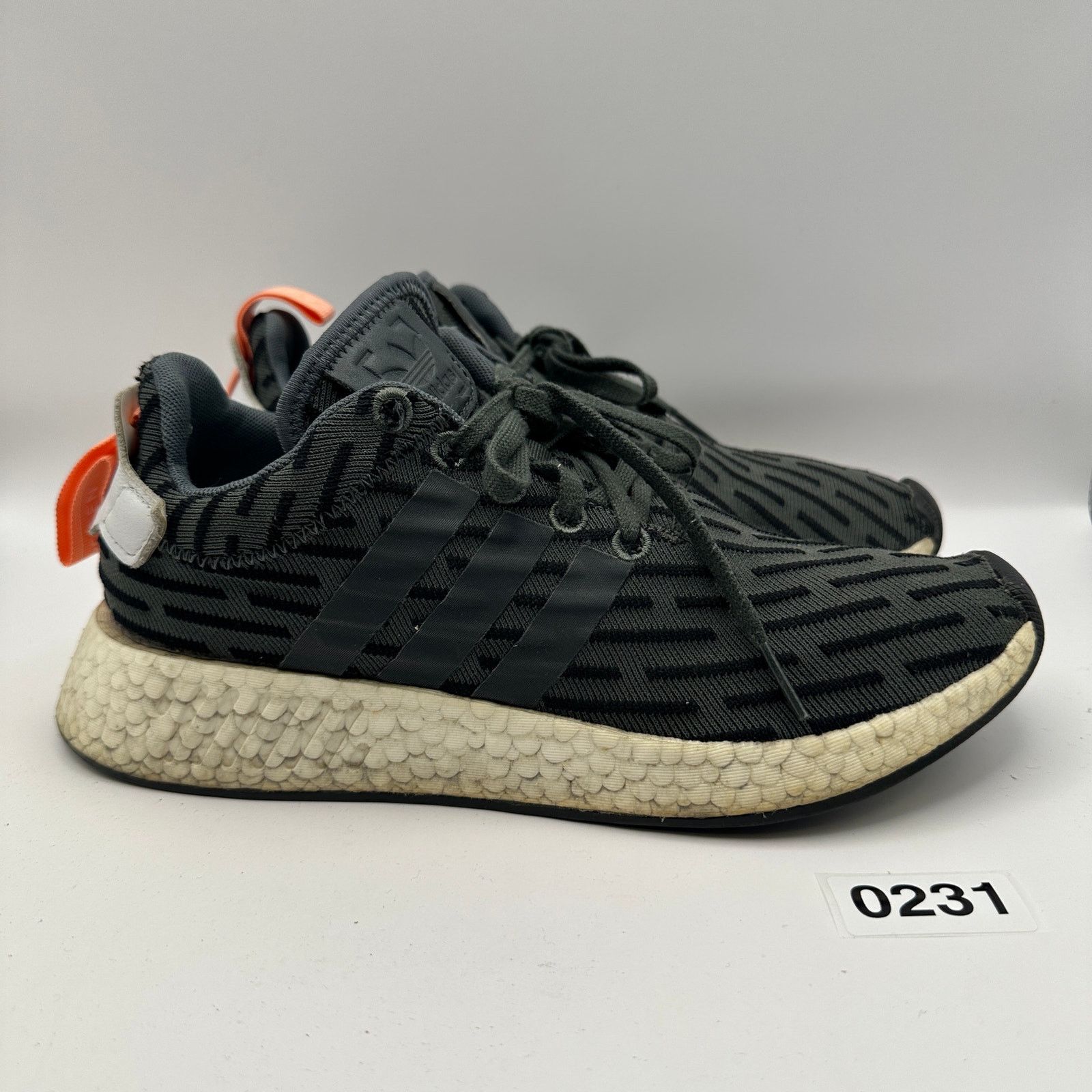 Adidas ADIDAS Women's 7.5 NMD R2 BA7259 Utility Green White BOOST Size US 7.5 / IT 37.5 - 3 Thumbnail