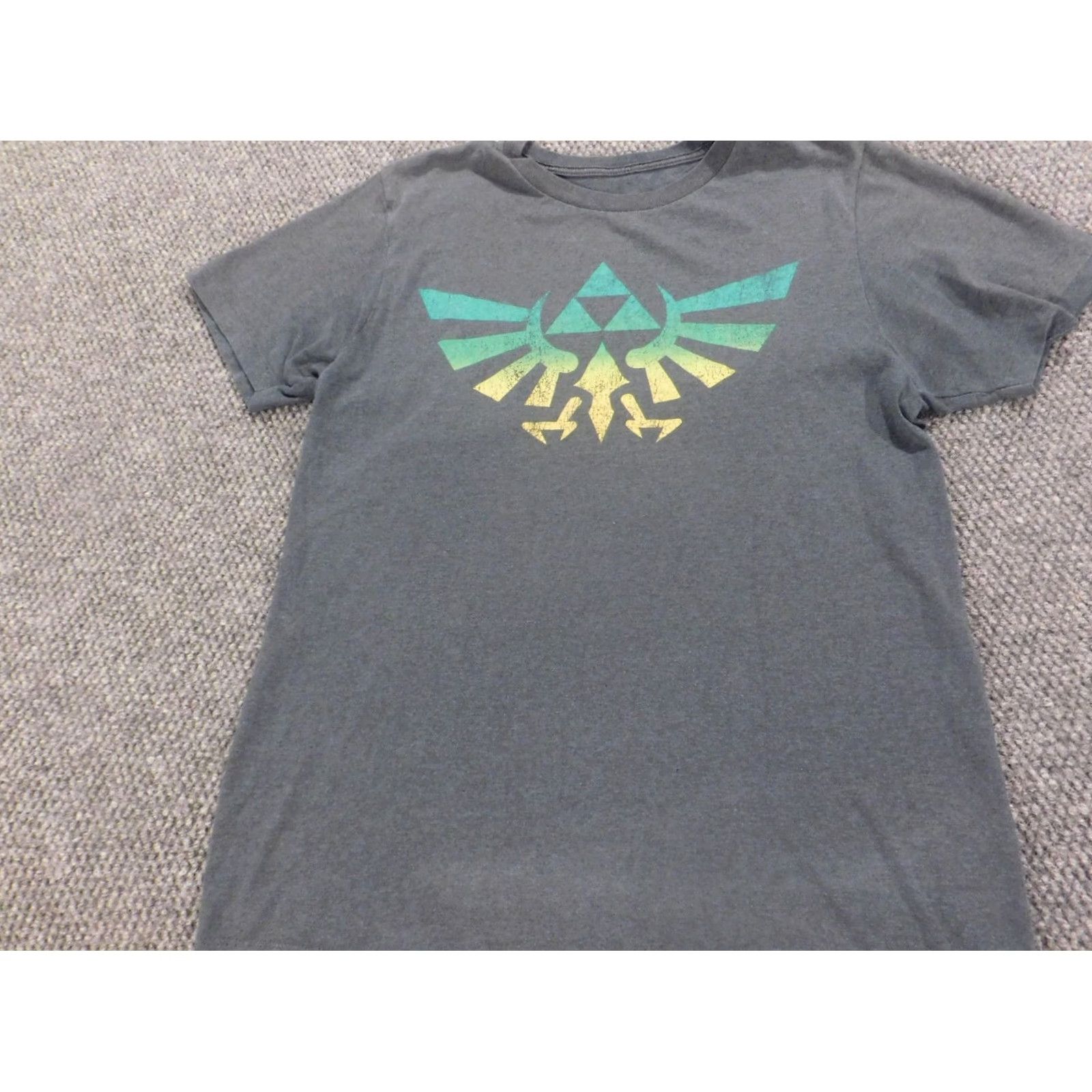 Vintage Zelda Mens Shirt Short Sleeve Crew Neck Blue 90s Graphic Cotton Blend Polyester Logo Classic T-Shirt M/Blue Mens Size US M / EU 48-50 / 2 - 4 Thumbnail