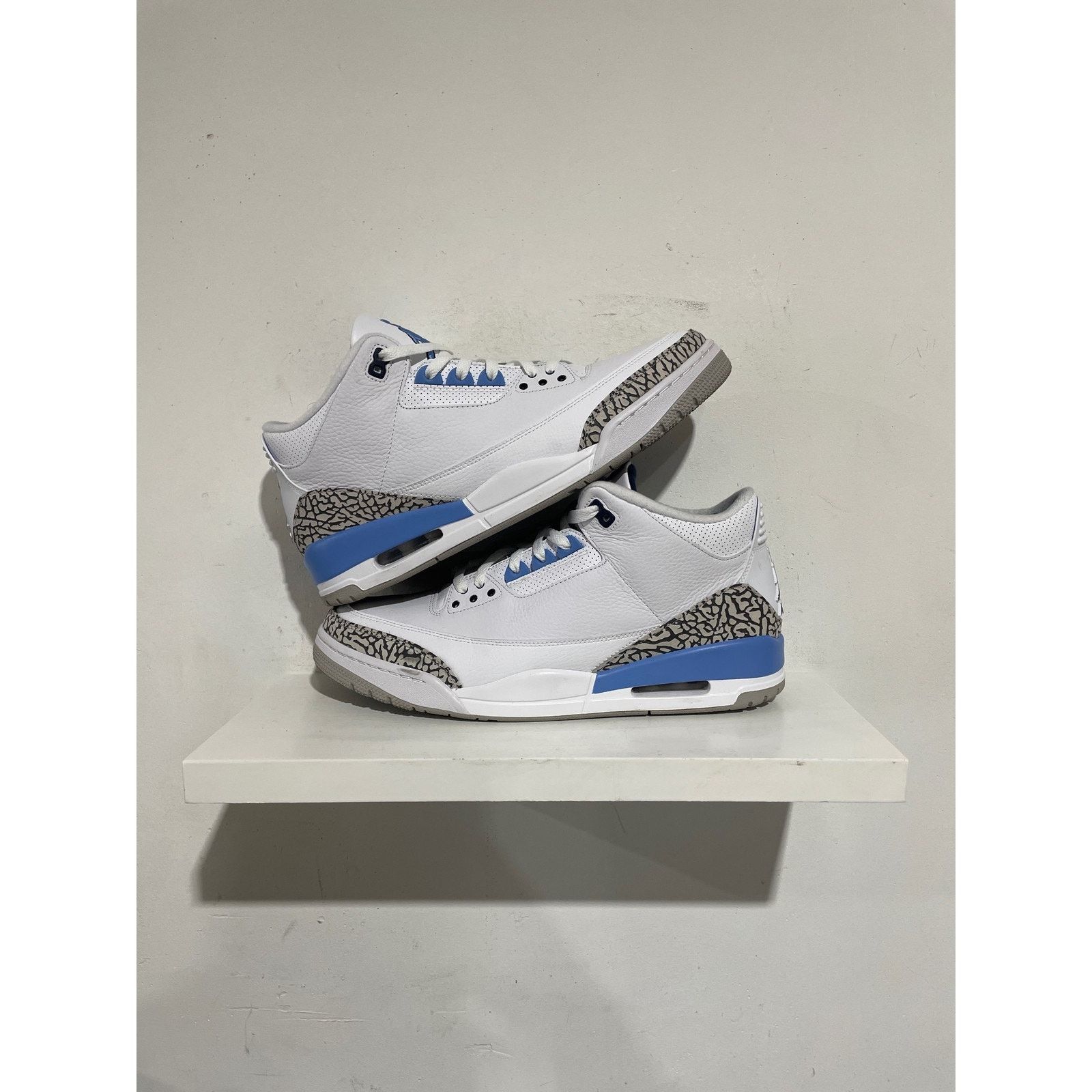 Nike NIKE JORDAN 3 UNC 2020 SIZE 13 PREOWNED Size US 13 / EU 46 - 1 Thumbnail