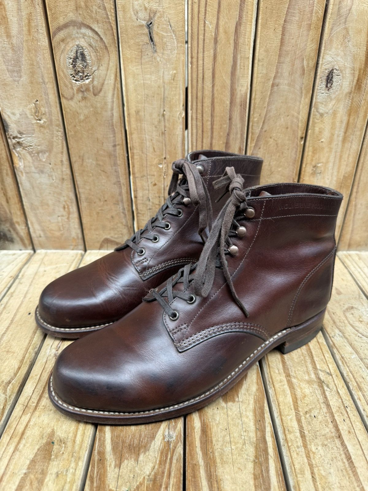 WOLVERINE 1000 MILE ORIGINAL MOC TOE BROWN LEATHER ANKLE BOOTS 9.5 Mens Made USA Wolverine 1000 mile Plain Toe Classic Boots in Brown Leather  main image 2