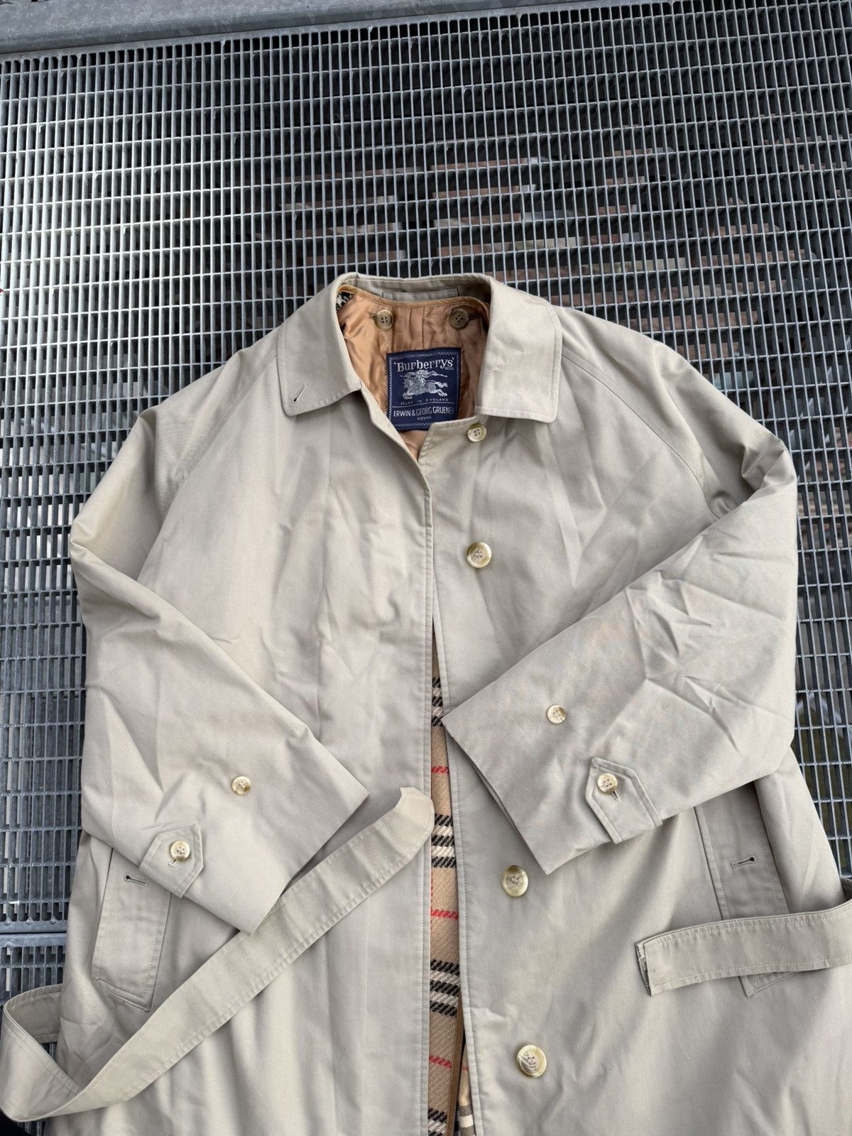 Burberry Burberrys Nova Check Insulated Trench Coat Size US XL / EU 56 / 4 - 8 Thumbnail