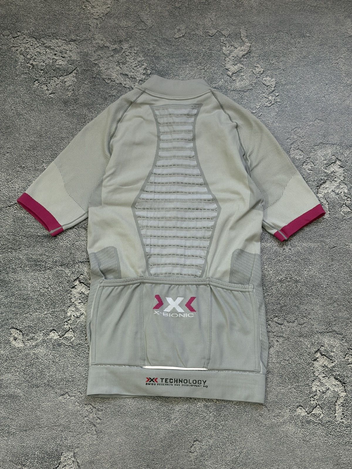Vintage X-Bionic Lady Bike Race Short Sleeve Jersey Gray/Pink Size M Size M / US 6-8 / IT 42-44 - 2 Thumbnail