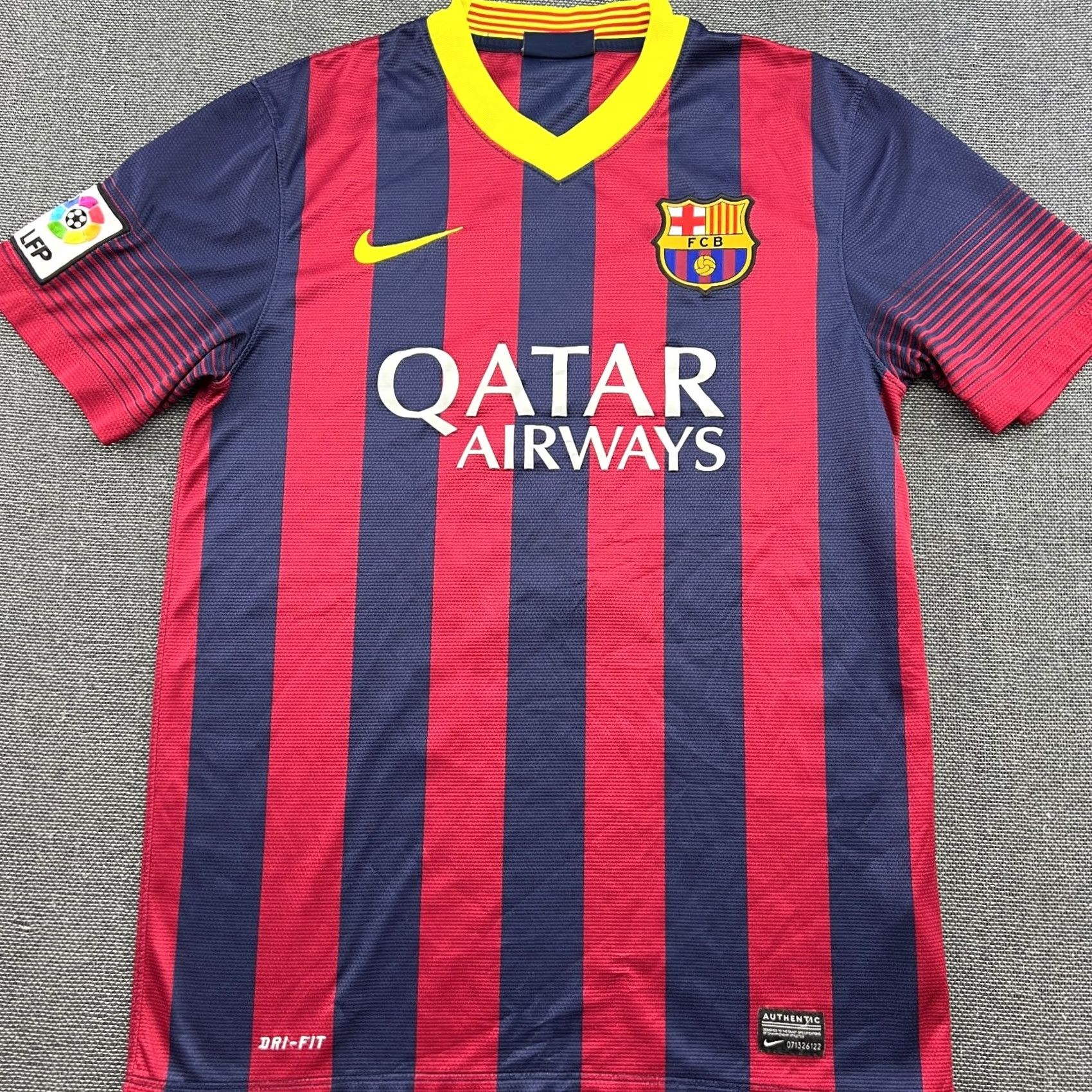 Nike Nike Barcelona 2013 2014 Home Pique Mens Football Jersey Shirt Small Adults Size US S / EU 44-46 / 1 - 3 Thumbnail