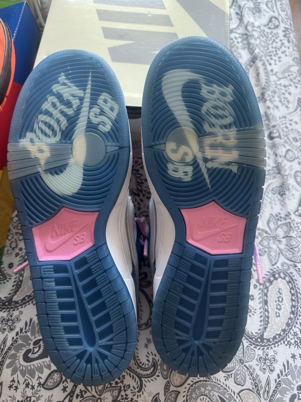 Nike Nike Sb Dunk Low Born x Raised One Block at Time 8,5US Size US 8.5 / EU 41-42 - 5 Thumbnail