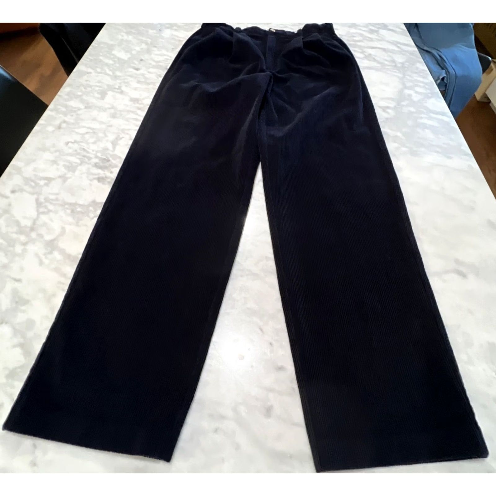 Tommy Hilfiger Tommy Hilfiger Golf Pants Men’s 34x33 Wide-Leg Pleated Front Navy Corduroy Pants Size US 34 / EU 50 - 4 Thumbnail