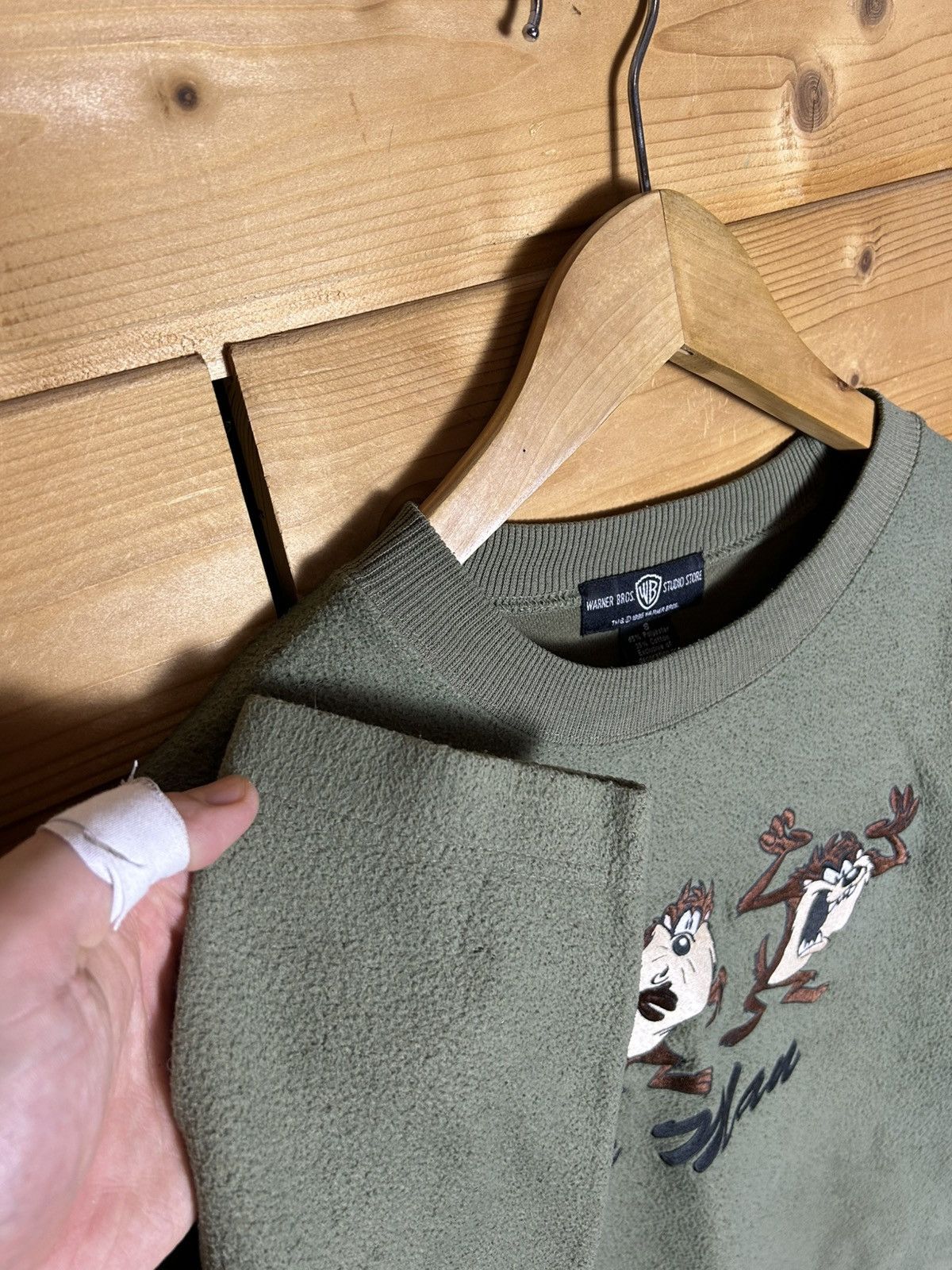 Warner Bros Vintage 1995 Warner Bros Taz sweater Size US S / EU 44-46 / 1 - 4 Thumbnail