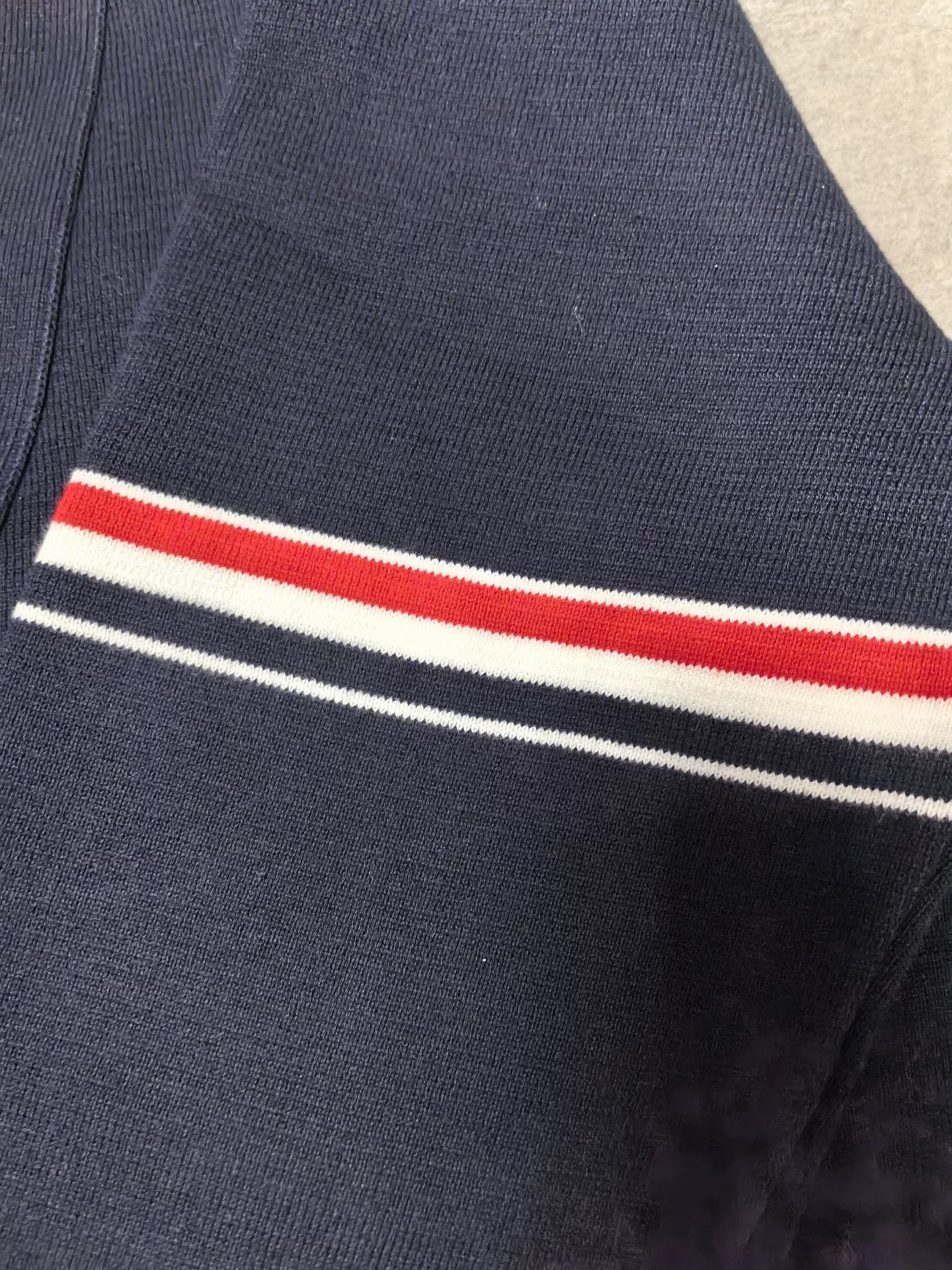 Thom Browne classic thom browne cardigan in navy blue Size US M / EU 48-50 / 2 - 3 Thumbnail