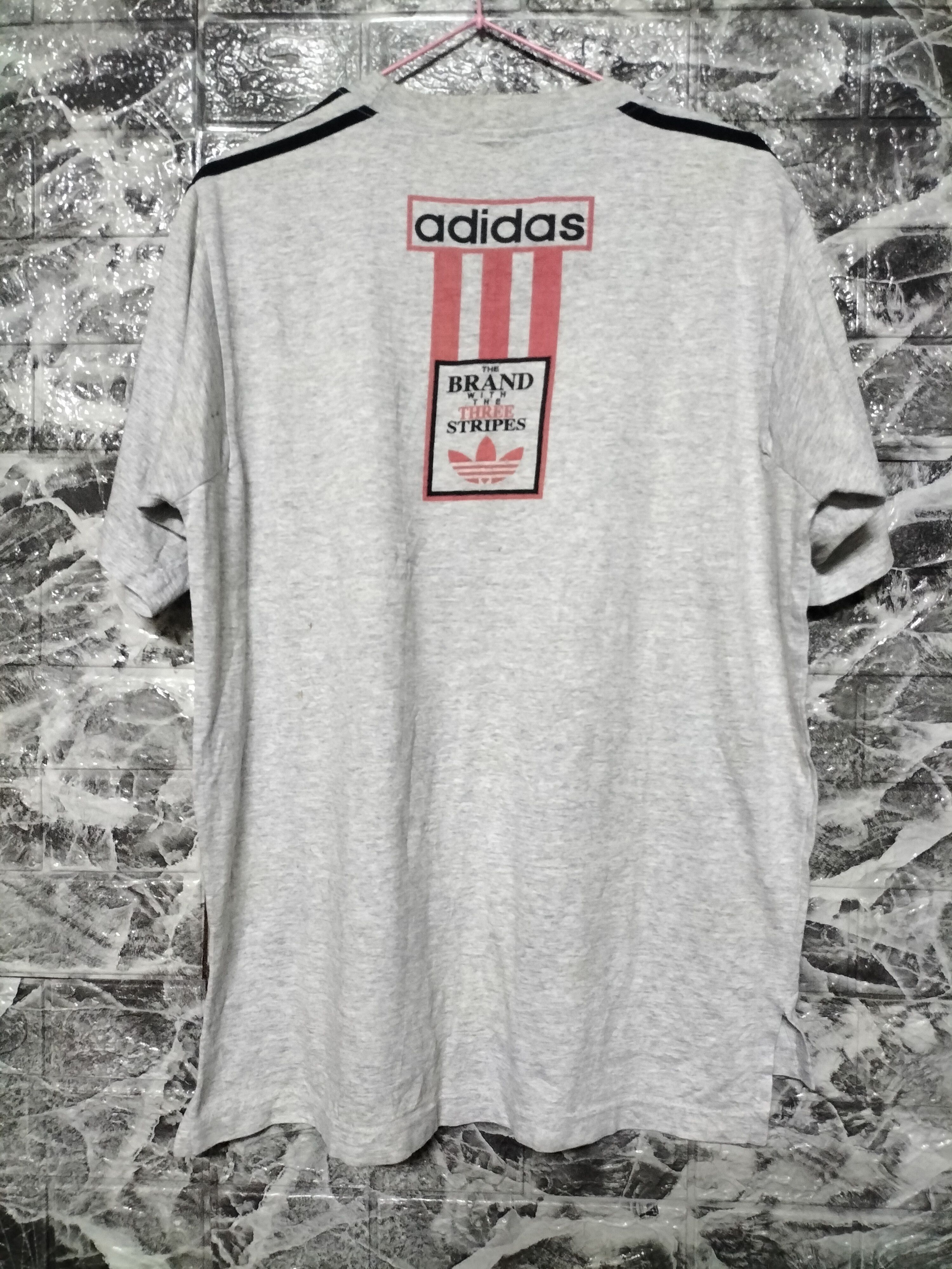 Adidas Vintage Adidas 3 Stripes fashion sportswear 90s Size US L / EU 52-54 / 3 - 4 Thumbnail