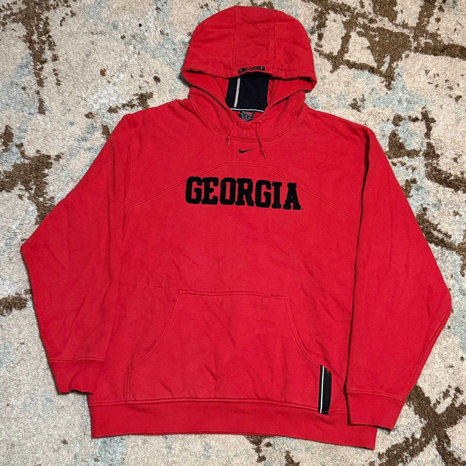 NCAA × Nike Team Nike UGA Georgia Bulldogs Hoodie XL Center Swoosh Size US XL / EU 56 / 4 - 1 Thumbnail