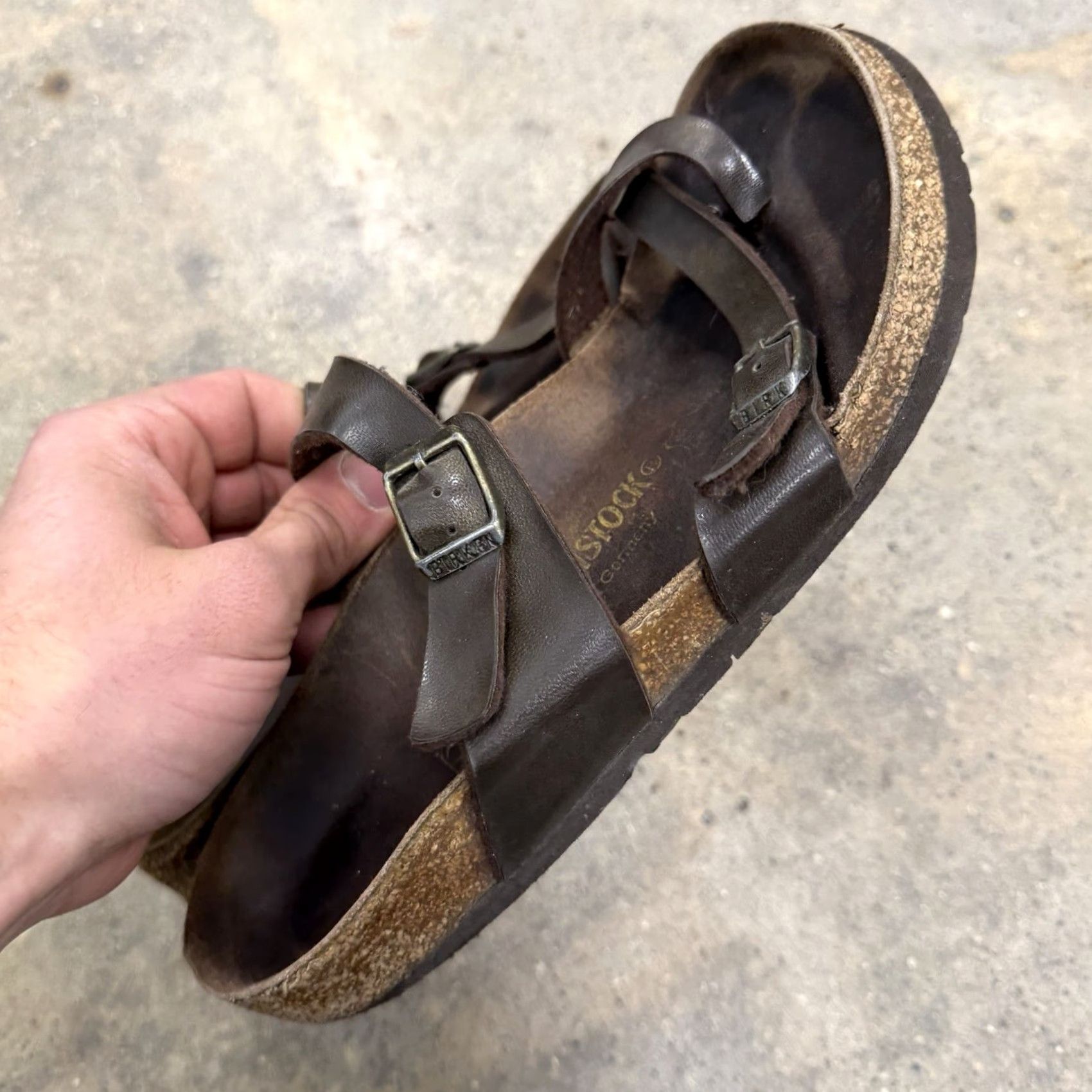 Birkenstock VINTAGE Birkenstock Mayari Brown 38 / Size 7 Womens Brown Slides Germany DISTRESSED Size US 7 / IT 37 - 3 Thumbnail