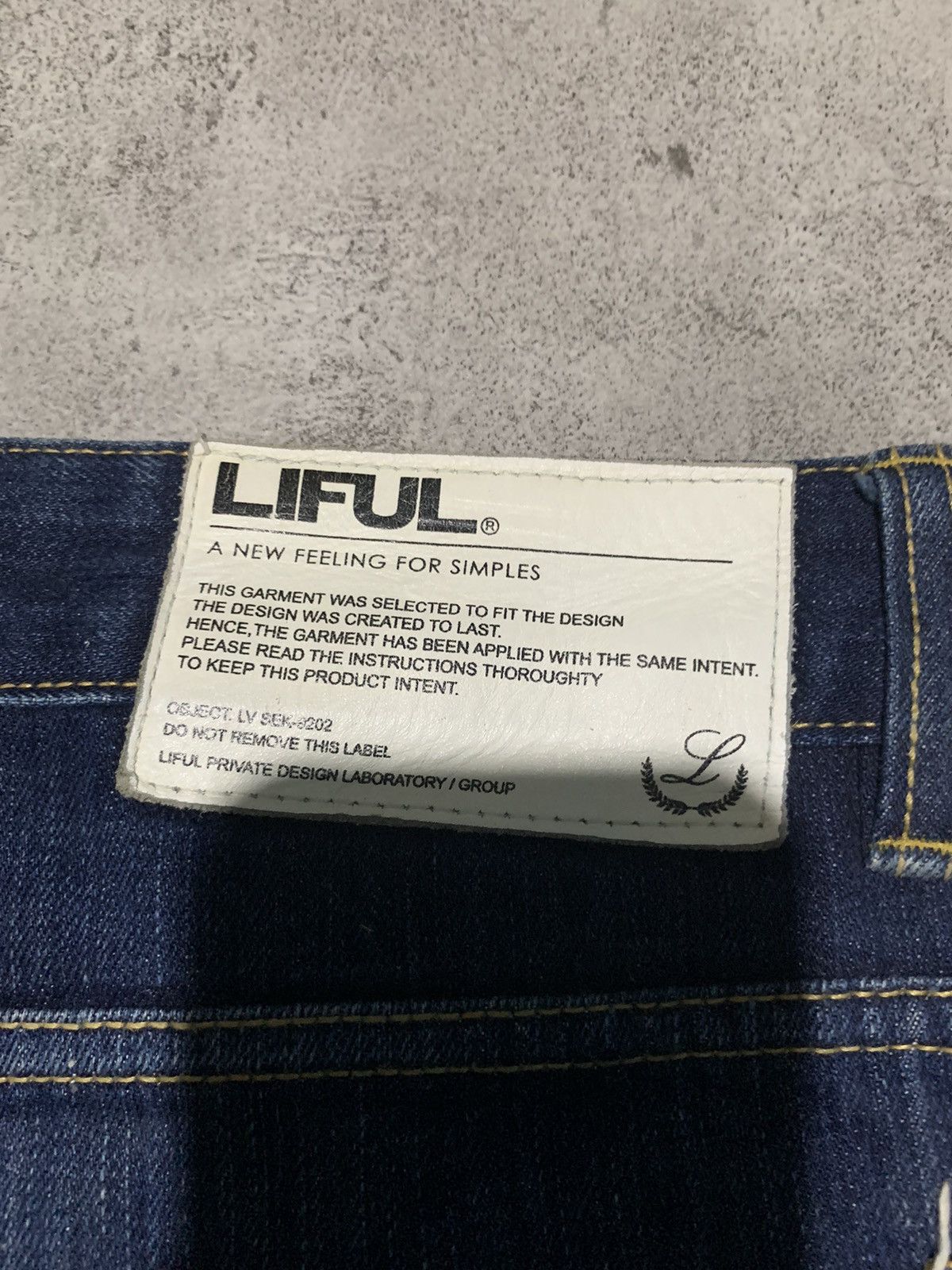 LIFUL MINIMAL GARMENTS S/S 2008 LIFUL slim straight redline selvedge jeans Size US 33 - 12 Thumbnail