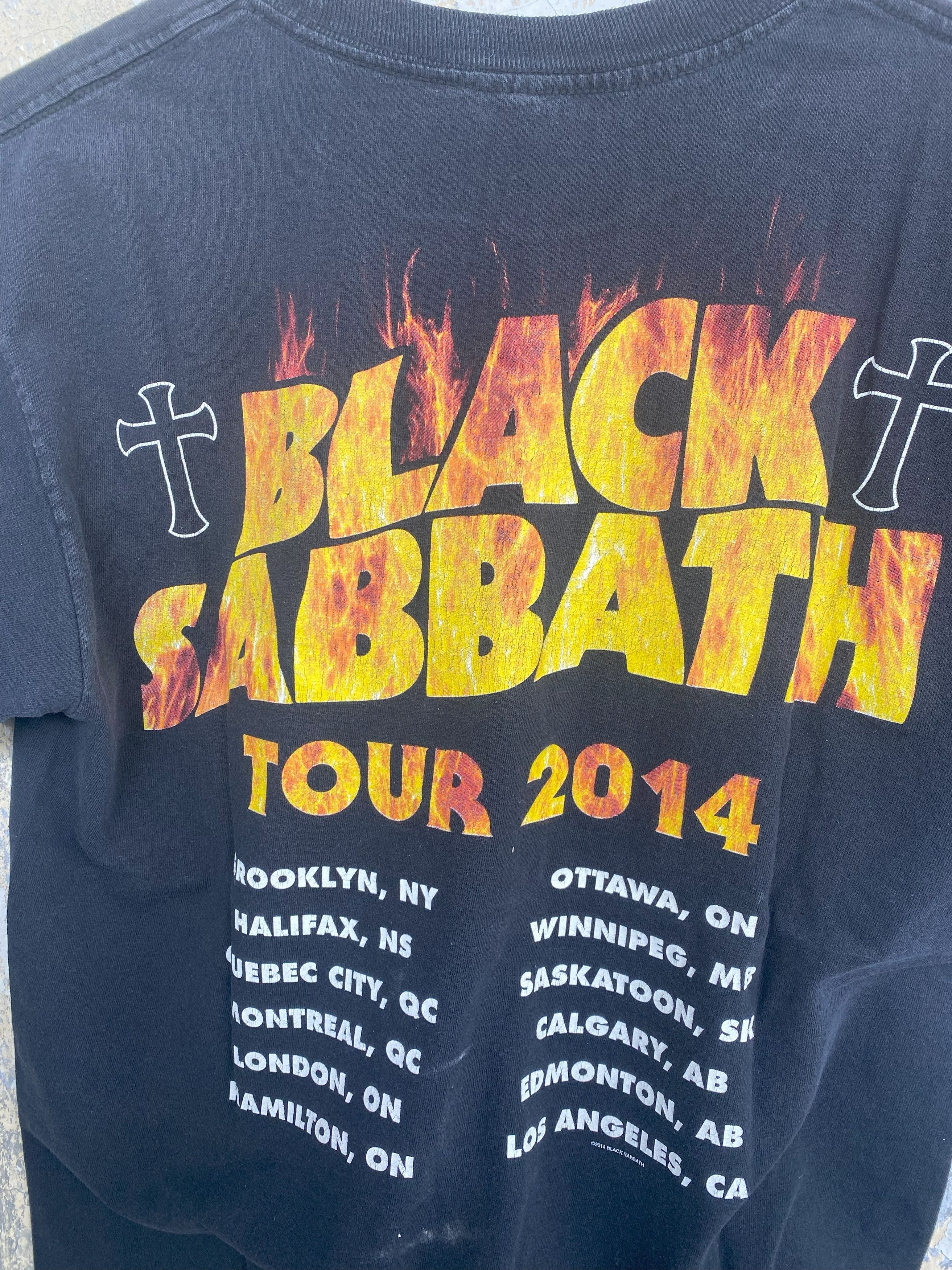 Other Black Sabbath 13 Tour Shirt Size US M / EU 48-50 / 2 - 2 Thumbnail