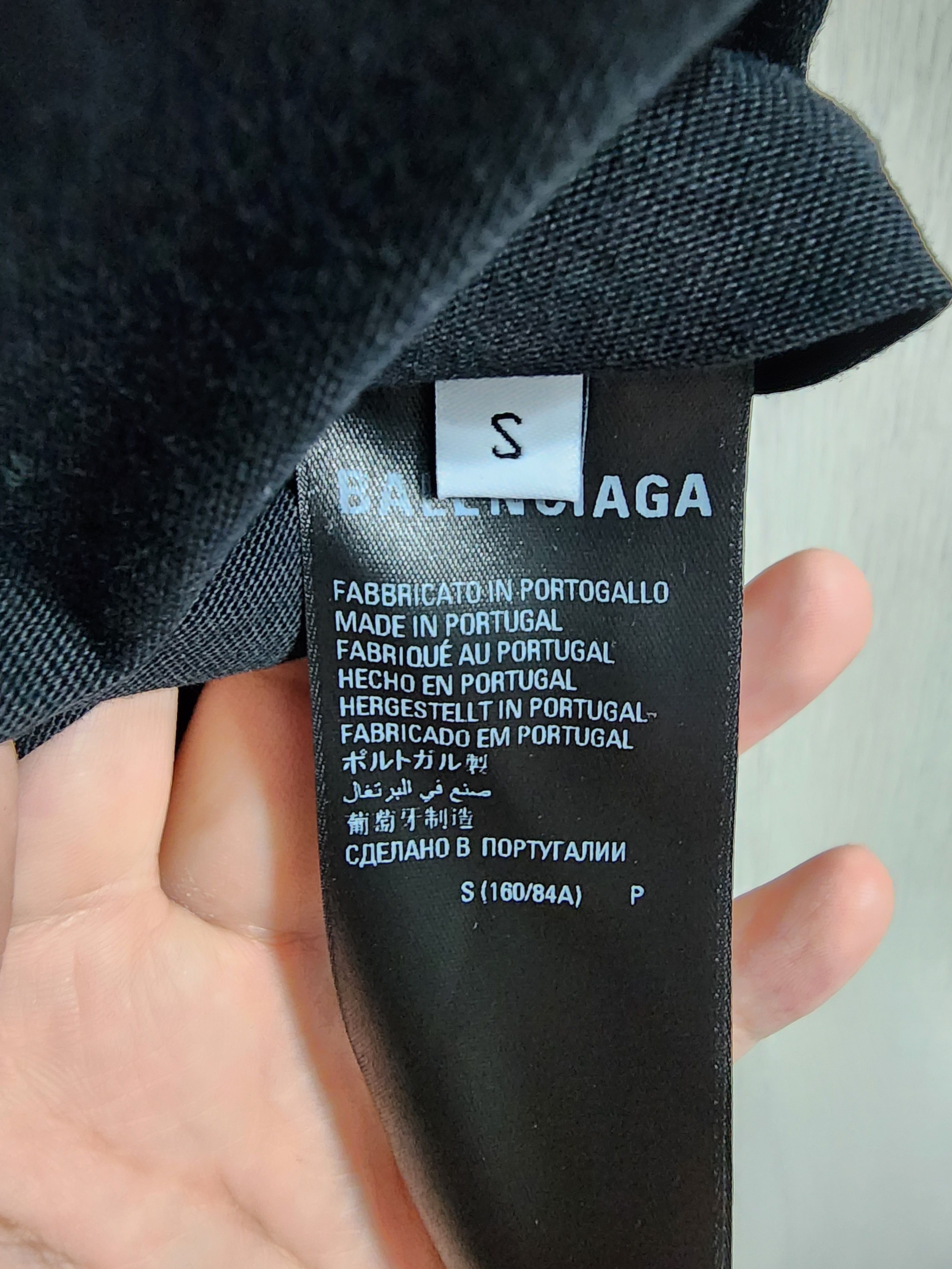 Balenciaga Caps Destroyed Flatground T-Shirt Size US S / EU 44-46 / 1 - 7 Thumbnail
