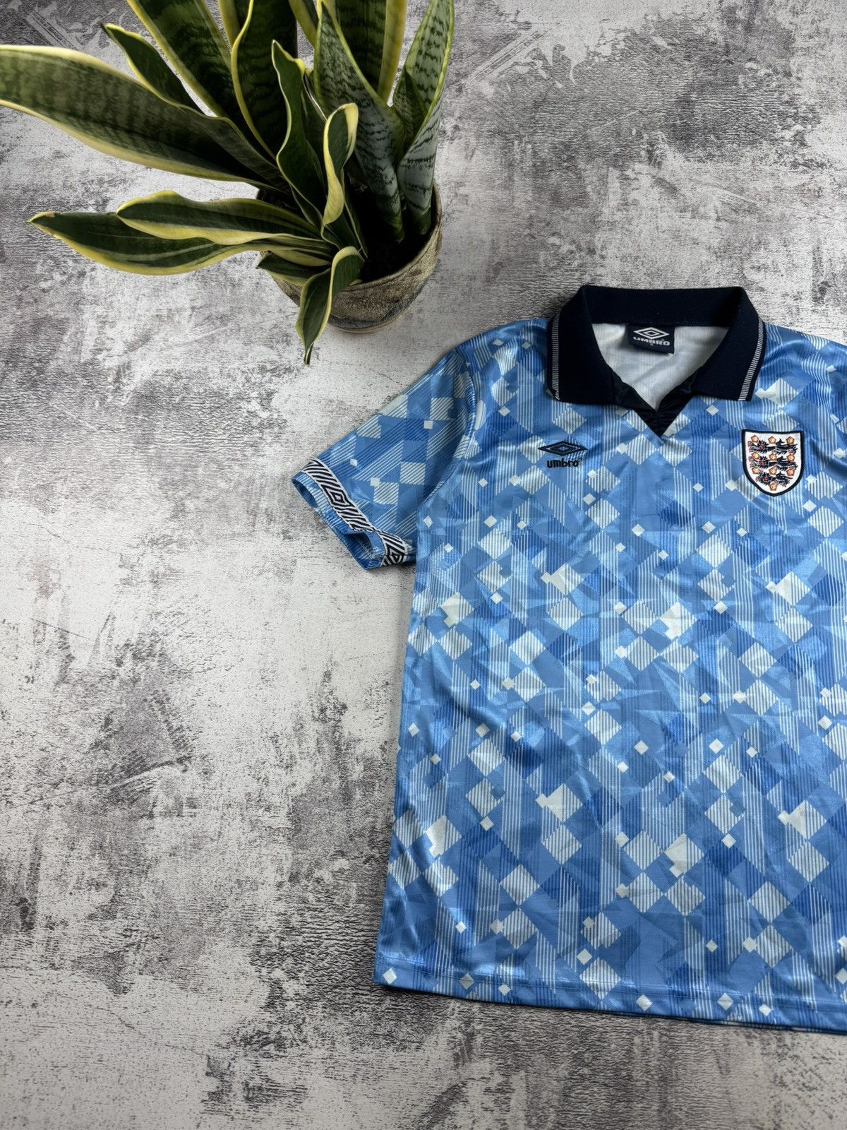 Umbro England 1990 National Vintage Umbro Football Jersey Men’s Small Kit Soccer Shirt Size US S / EU 44-46 / 1 - 2 Thumbnail