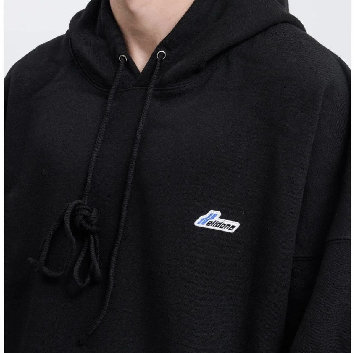 WE11DONE Black Wapen Logo Hoodie Size US L / EU 52-54 / 3 - 7 Thumbnail