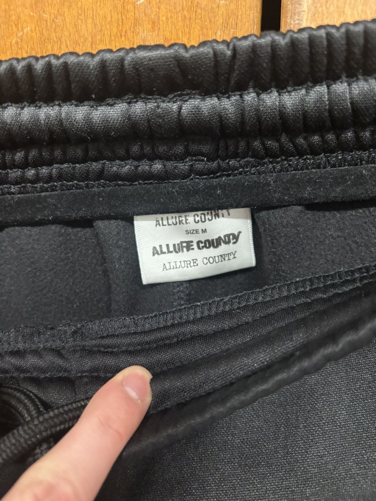 Other Allure County Black Crest Trackpants Size US 32 / EU 48 - 3 Thumbnail