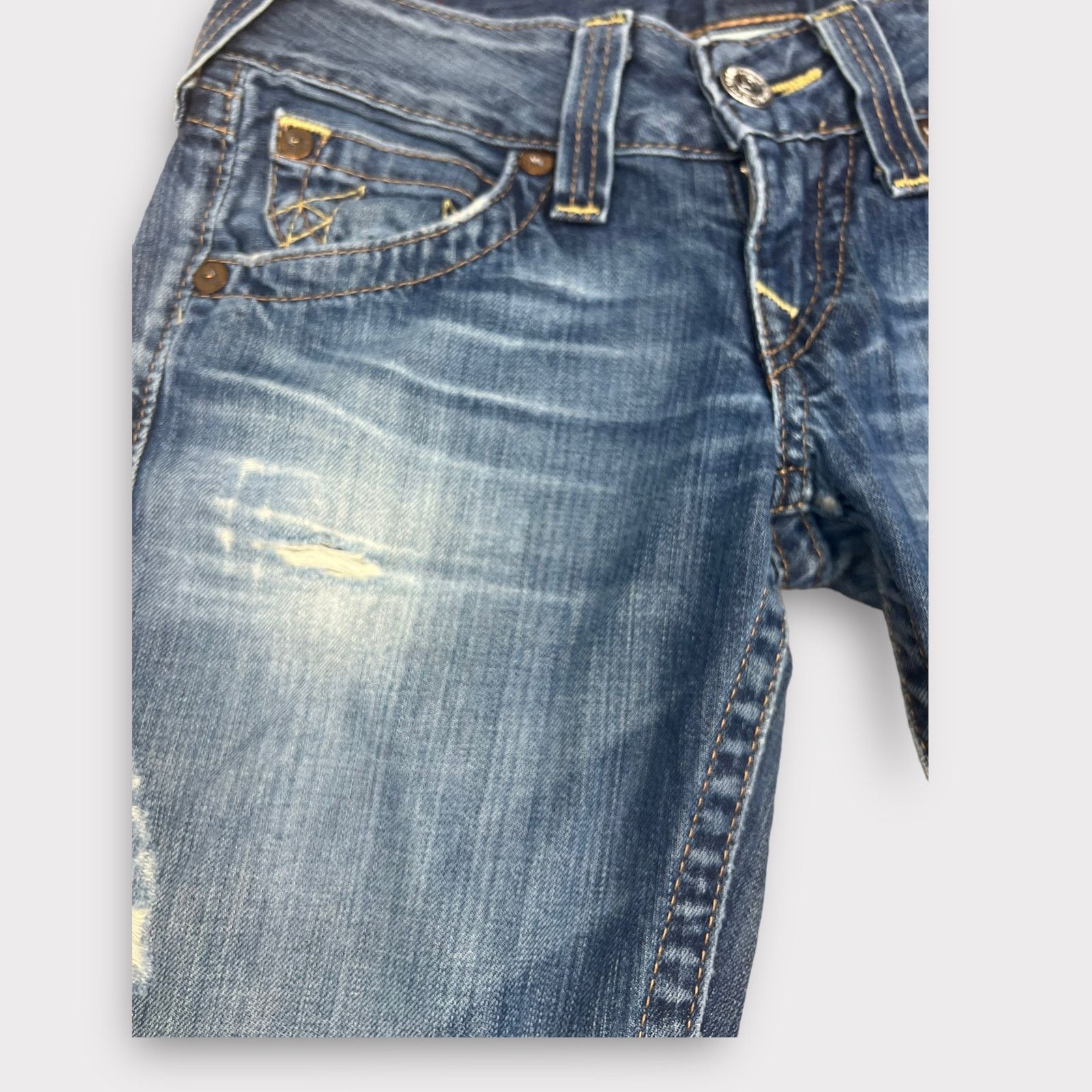 True Religion True Religion Bobby Bootcut Vintage Y2K Jeans Distressed Size 26" / US 2 / IT 38 - 4 Thumbnail