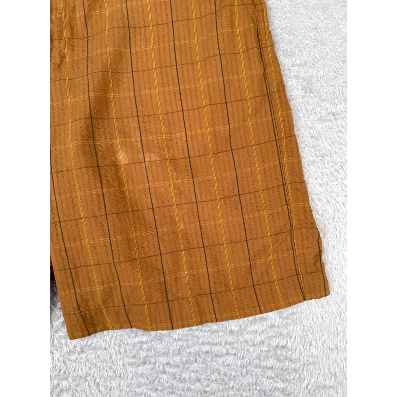 Patagonia Patagonia Shorts Mens 34 Brown Plaid Polyester Cotton Blend 34x10 Vintage Chino Casual Summer Fall Winter Beach Outdoors Mens Size US 34 / EU 50 - 2 Thumbnail