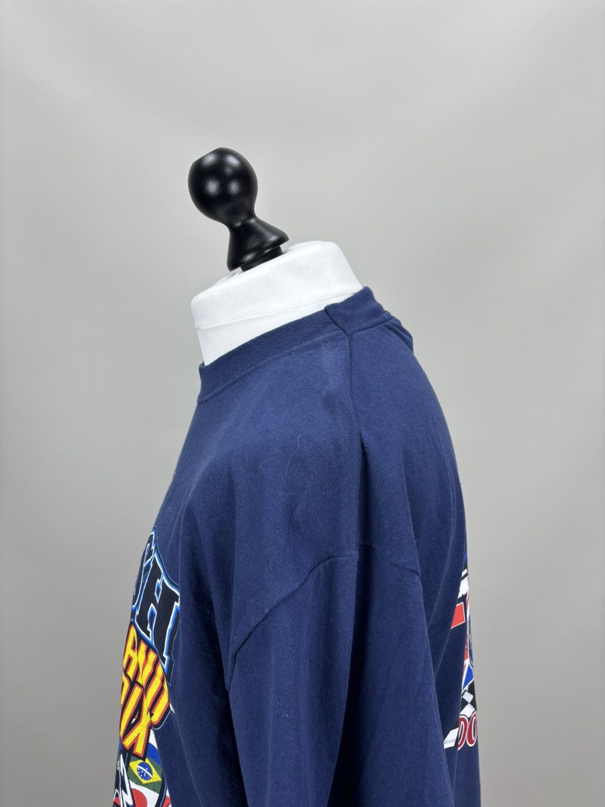 Vintage Mens vintage t shirt British Grand Prix 2002 Donington Size US XL / EU 56 / 4 - 9 Thumbnail
