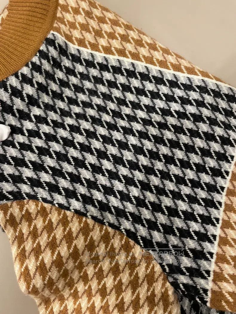 Hermes Hermes Khaki Black and White Check Cashmere Sweater Size XS / US 0-2 / IT 36-38 - 9 Thumbnail