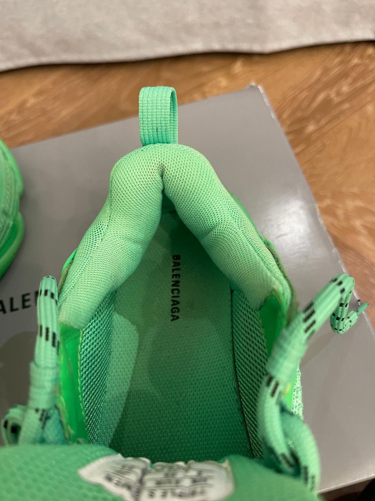 Balenciaga Balenciaga Triple S Sneakers Size US 4 / IT 34 - 6 Thumbnail