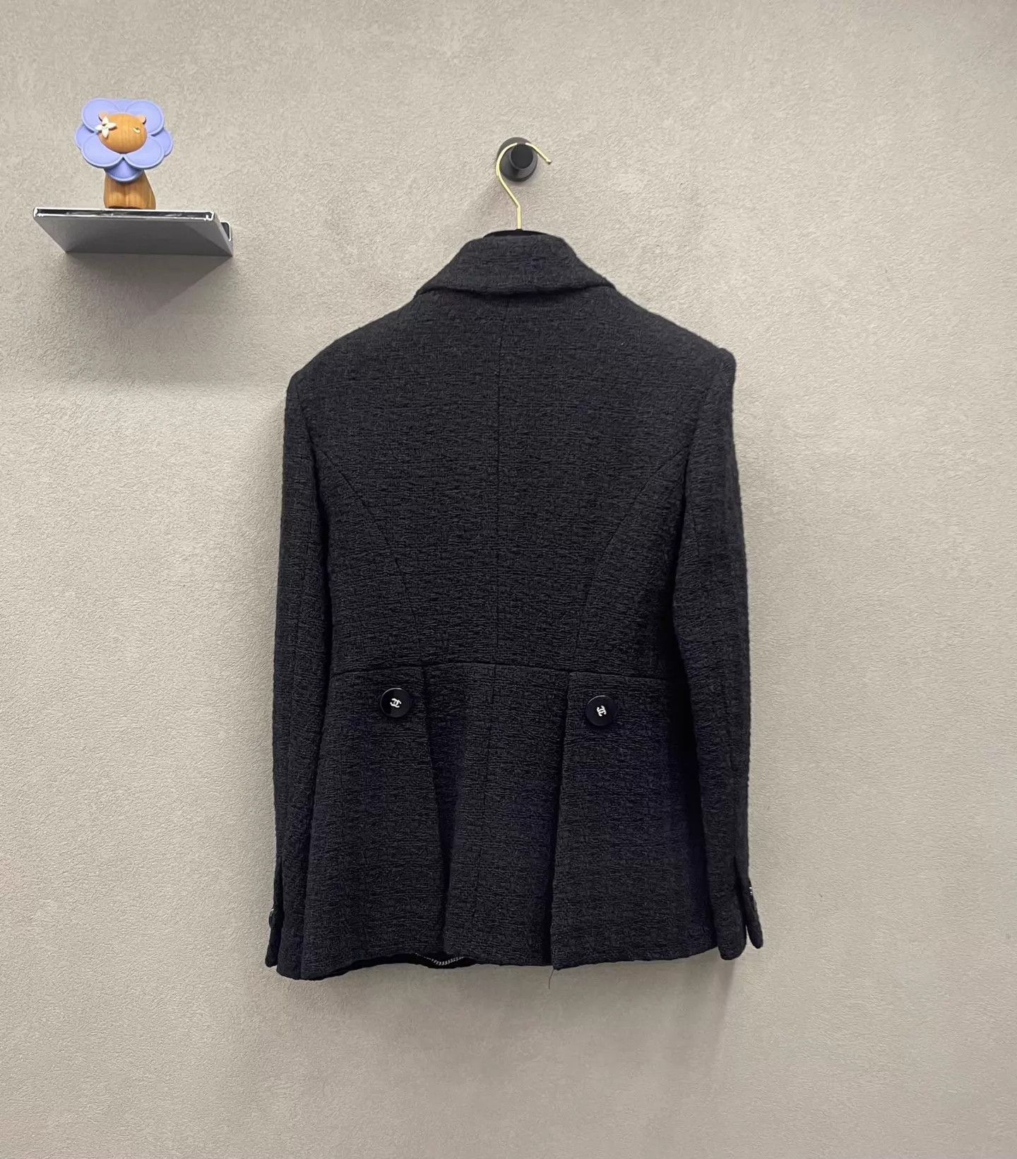 Chanel Chanel black waist-cinching V-neck blazer women's Size S / US 4 / IT 40 - 3 Thumbnail