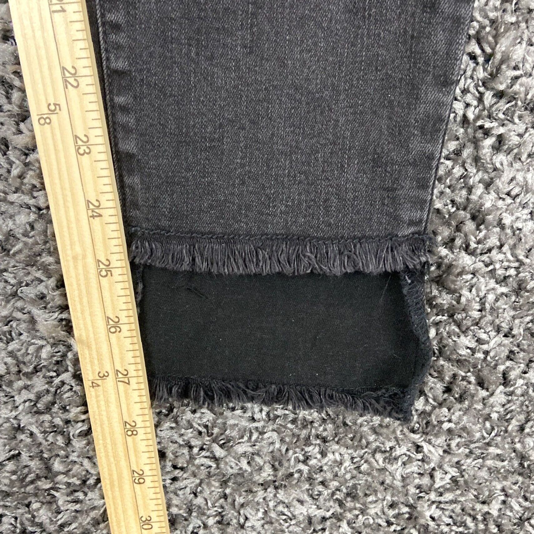 Vintage Cello Jeans Women's Size 11 Black Crop Skinny Distressed Womens Size 32" / US 10 / IT 46 - 7 Thumbnail