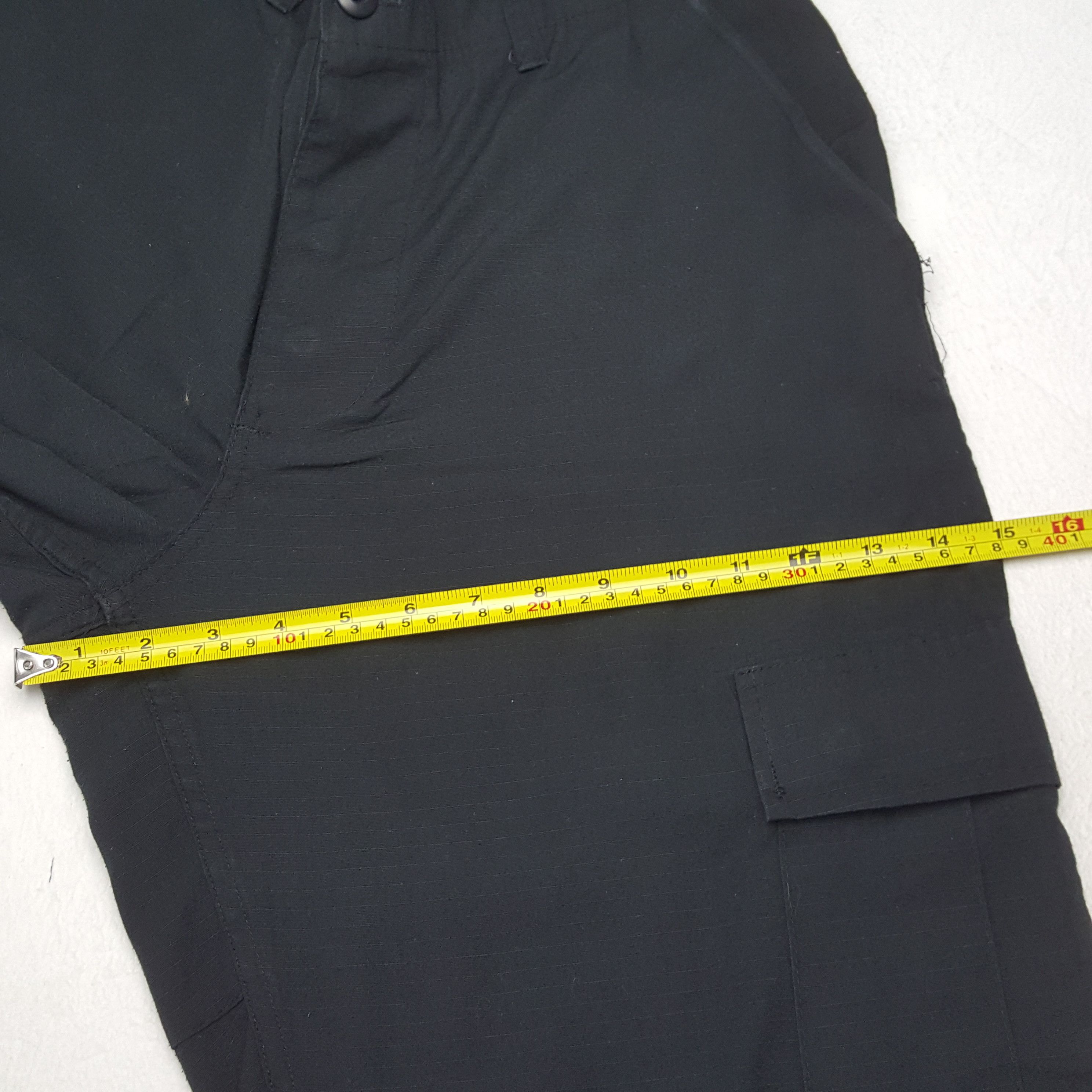 Vintage Black Cargo Style Streetwear Pants RR9 Size US 30 / EU 46 - 9 Thumbnail