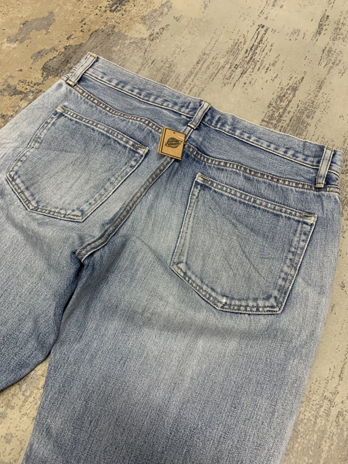 Japanese Brand Japanese Brand Uniqlo Blue Wash Distressed Jeans Size US 33 - 10 Thumbnail