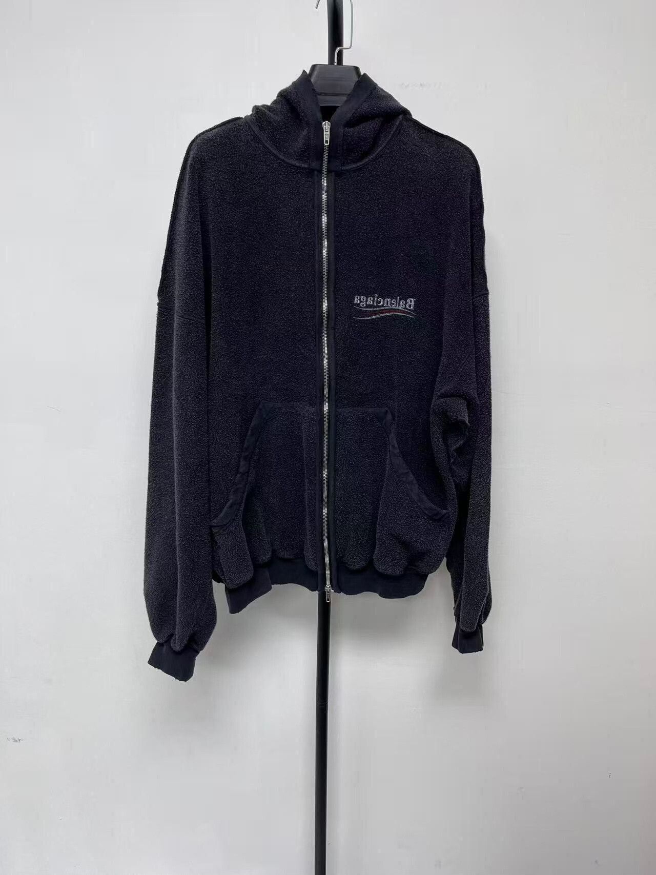 Balenciaga Balenciaga Hooded Logo Long Sleeve Sweatshirt Size US M / EU 48-50 / 2 - 1 Thumbnail