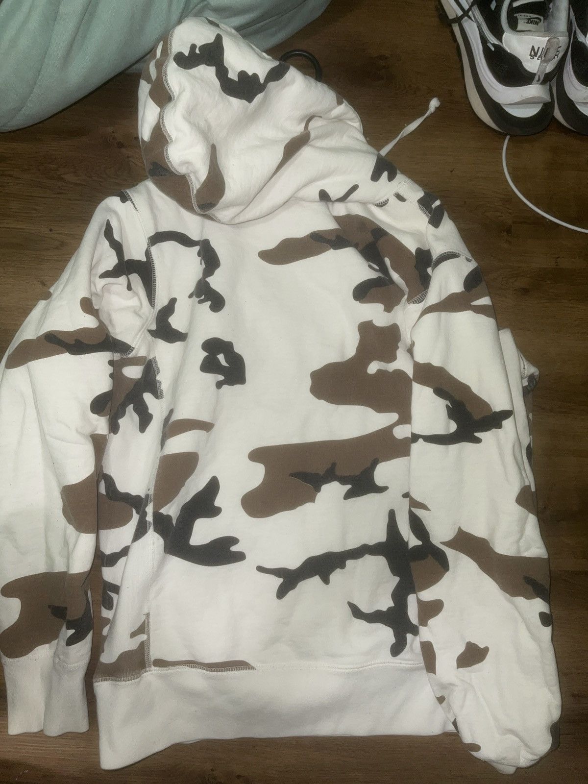 Supreme Supreme white Camo Hoodie Size US M / EU 48-50 / 2 - 3 Thumbnail