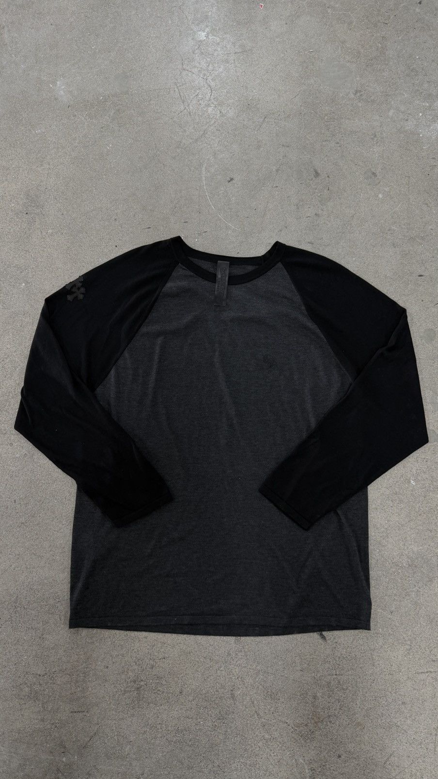 Chrome Hearts Chrome Hearts Cross Patch Silk Raglan Long Sleeve Tee Size US XL / EU 56 / 4 - 1 Thumbnail
