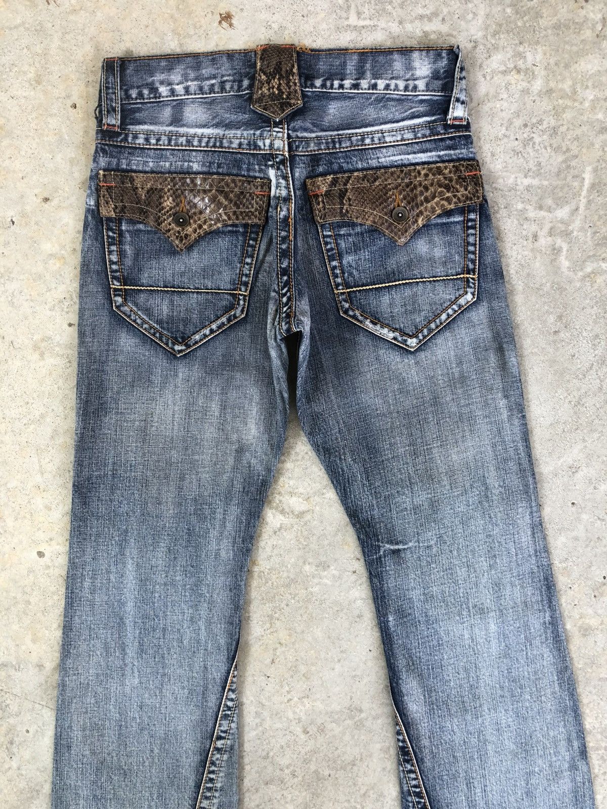 If Six Was Nine Semantic Design Flared Jeans Snake Skin Distressed Jeans Size US 30 / EU 46 - 8 Thumbnail
