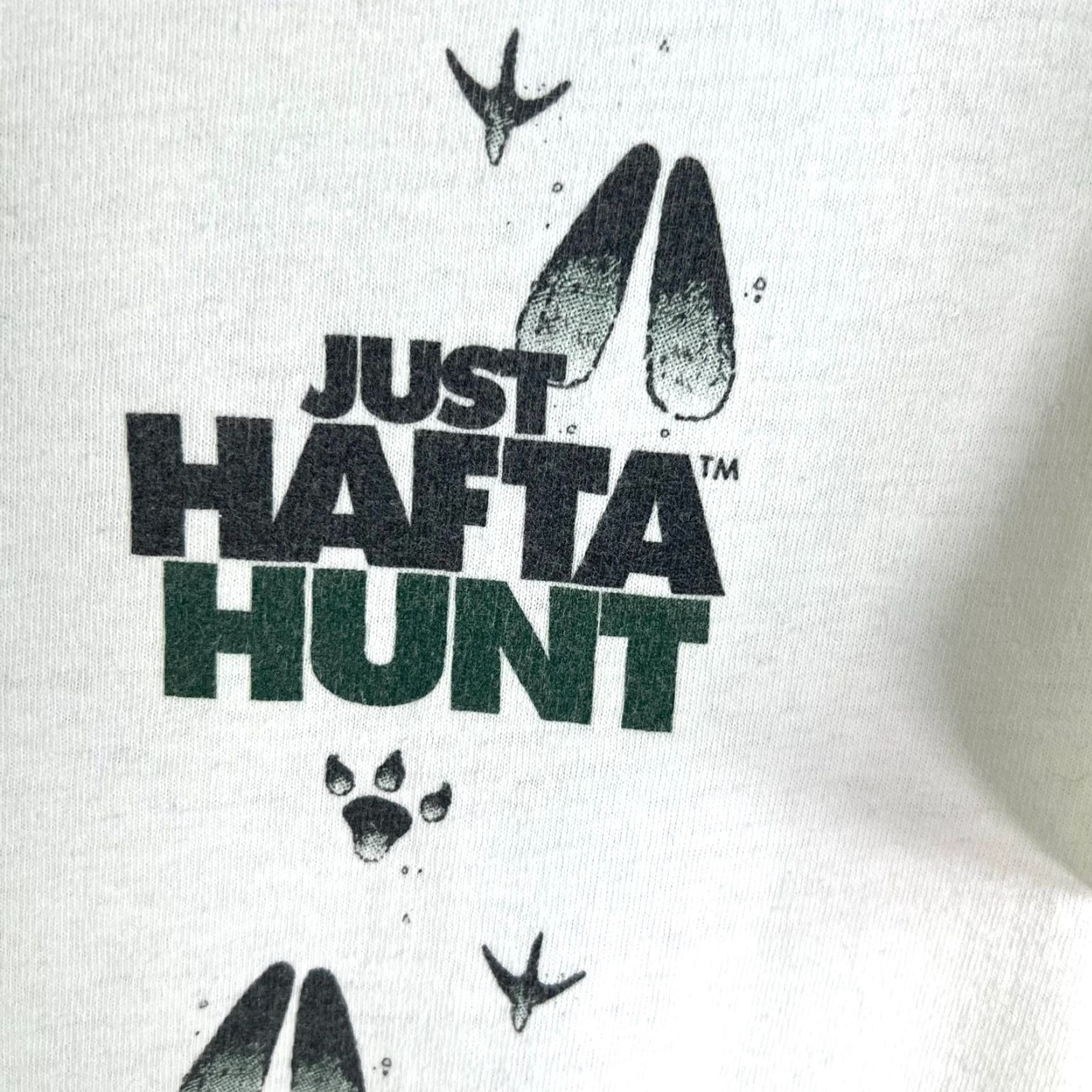 Vintage VINTAGE Coed Sportswear Just Hafta Hunt T-Shirt Mens L White Double-Sided Graphic Tee 90s Hunting Stitch Adventure Time Mens Large White Graphic Tee Size US L / EU 52-54 / 3 - 3 Thumbnail