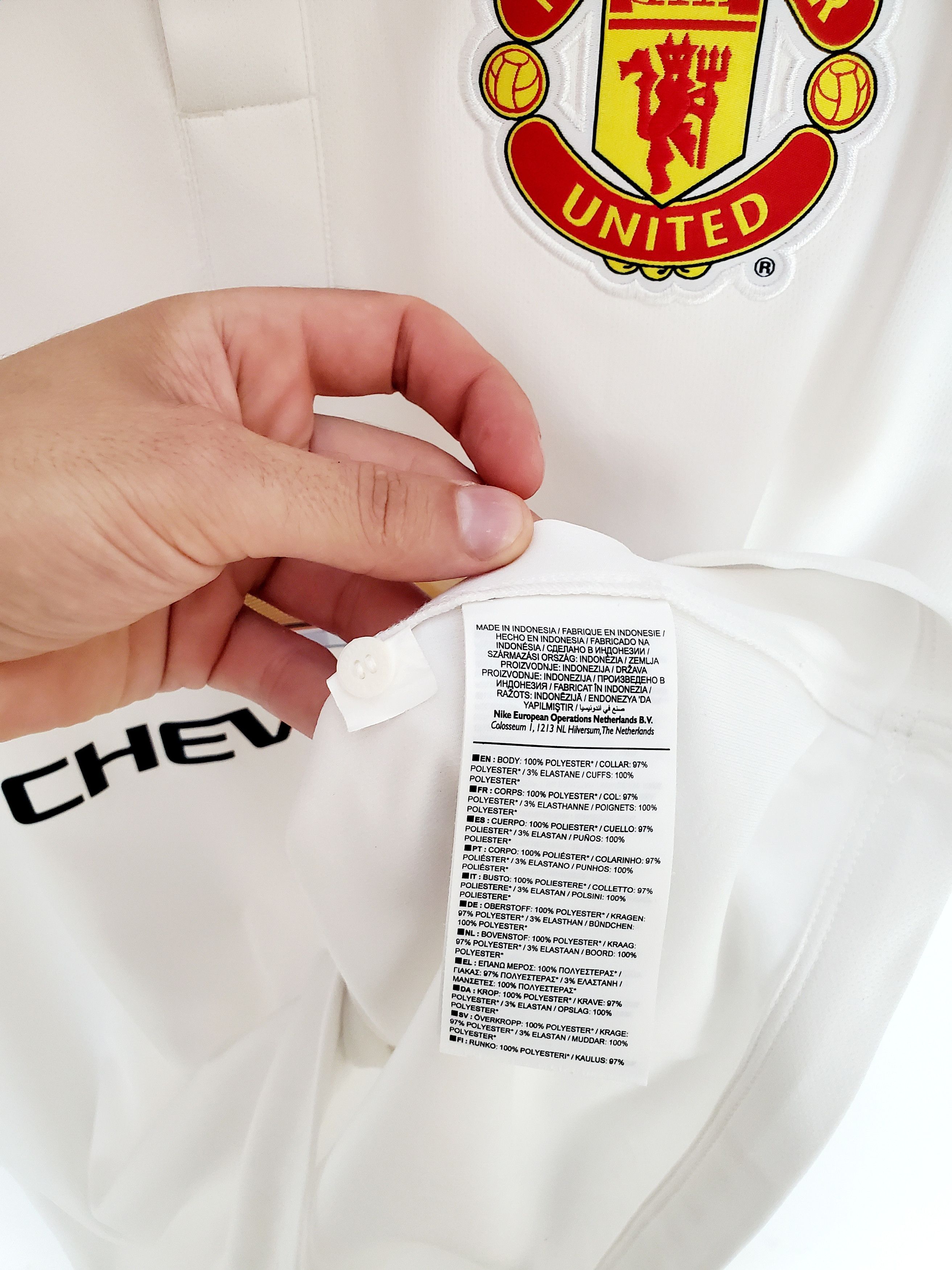 Nike MANCHESTER UNITED 2014 2015 AWAY FOOTBALL JERSEY NIKE L Size US L / EU 52-54 / 3 - 5 Thumbnail