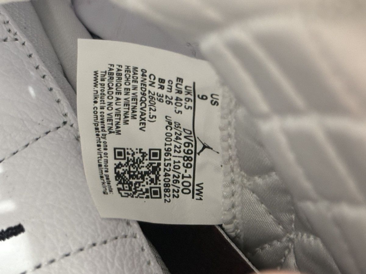 A Ma Maniere WOMEN'S A MA MANIÉRE AIR JORDAN XII "WHITE" Size US 9 / IT 39 - 9 Thumbnail
