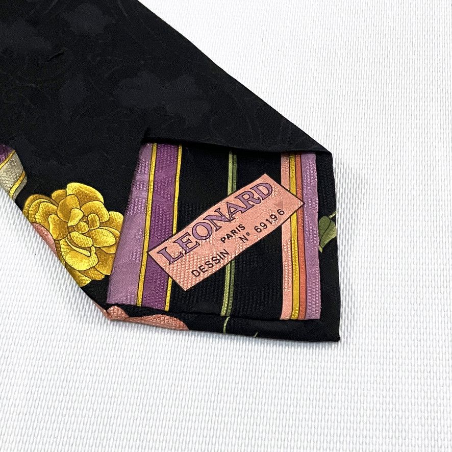 Leonard Paris Leonard Paris Mixed Floral And Striped Design Neck Tie Size ONE SIZE - 4 Thumbnail