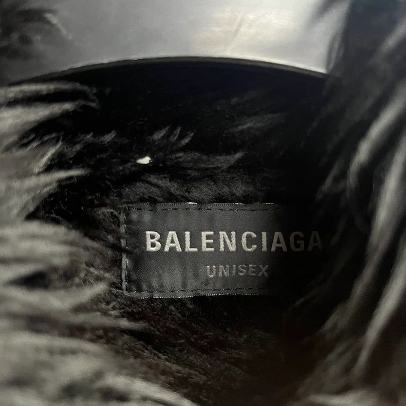 Balenciaga balenciaga's latest black solid casual singlebr
