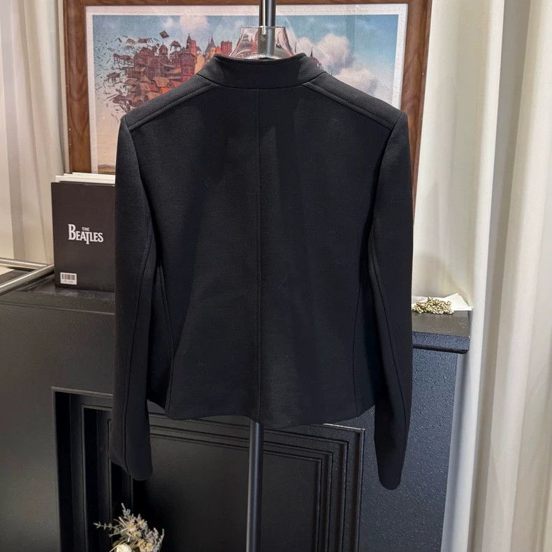 Louis Vuitton Louis Vuitton Black inside presbyopic gold button jacket Size S / US 4 / IT 40 - 2 Thumbnail