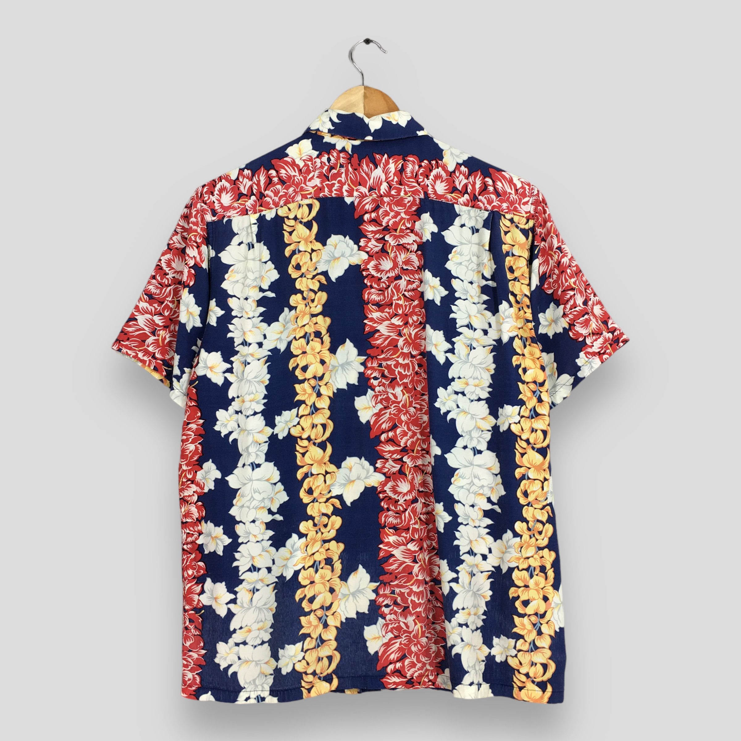 Vintage Vintage 90's Hawaiian Aloha Tropical Flower Hibiscus Shirt Size US L / EU 52-54 / 3 - 7 Thumbnail