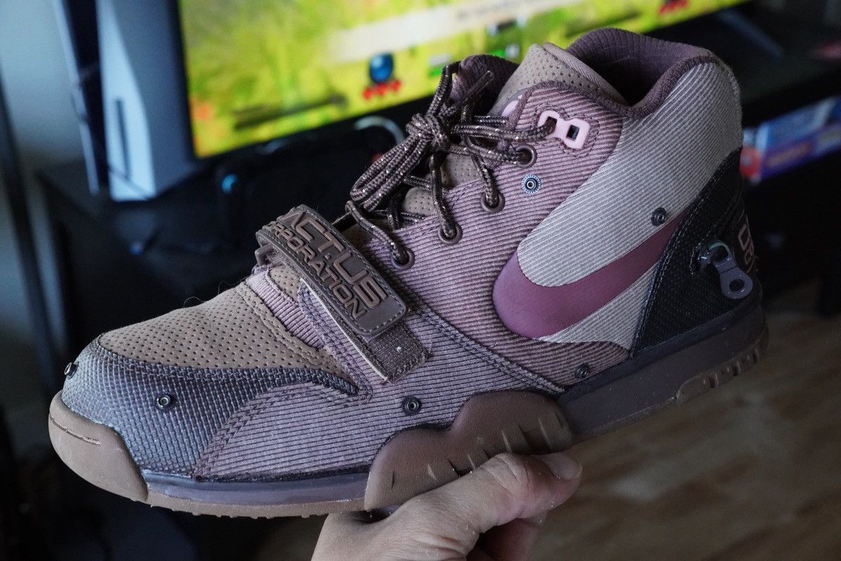 Nike × Travis Scott Nike Air Trainer Travis Scott Size US 10 / EU 43 - 1 Thumbnail