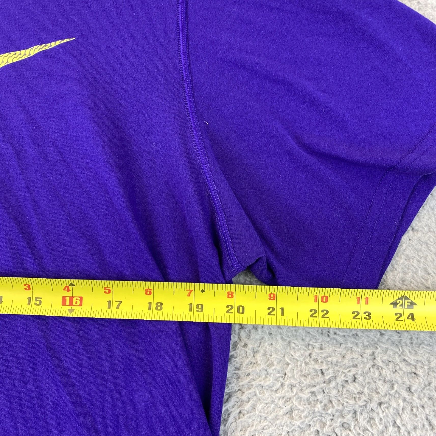 Nike Nike T-Shirt Short Sleeve Swoosh Logo Purple S Adult Small Regular Nike 67-1 Mens Size US S / EU 44-46 / 1 - 6 Thumbnail